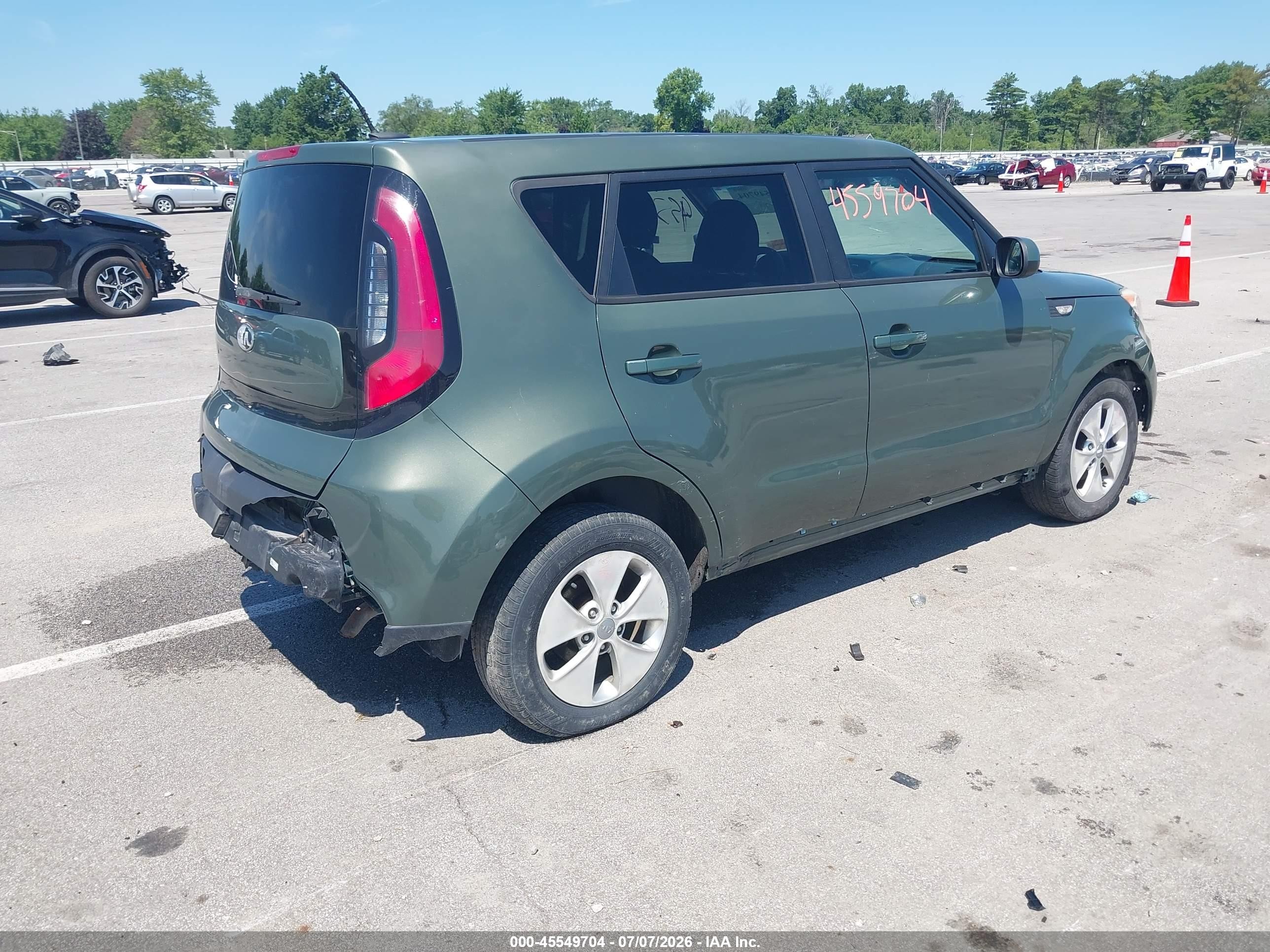 2014 Kia Soul   Зеленый vin: KNDJN2A22E7049975