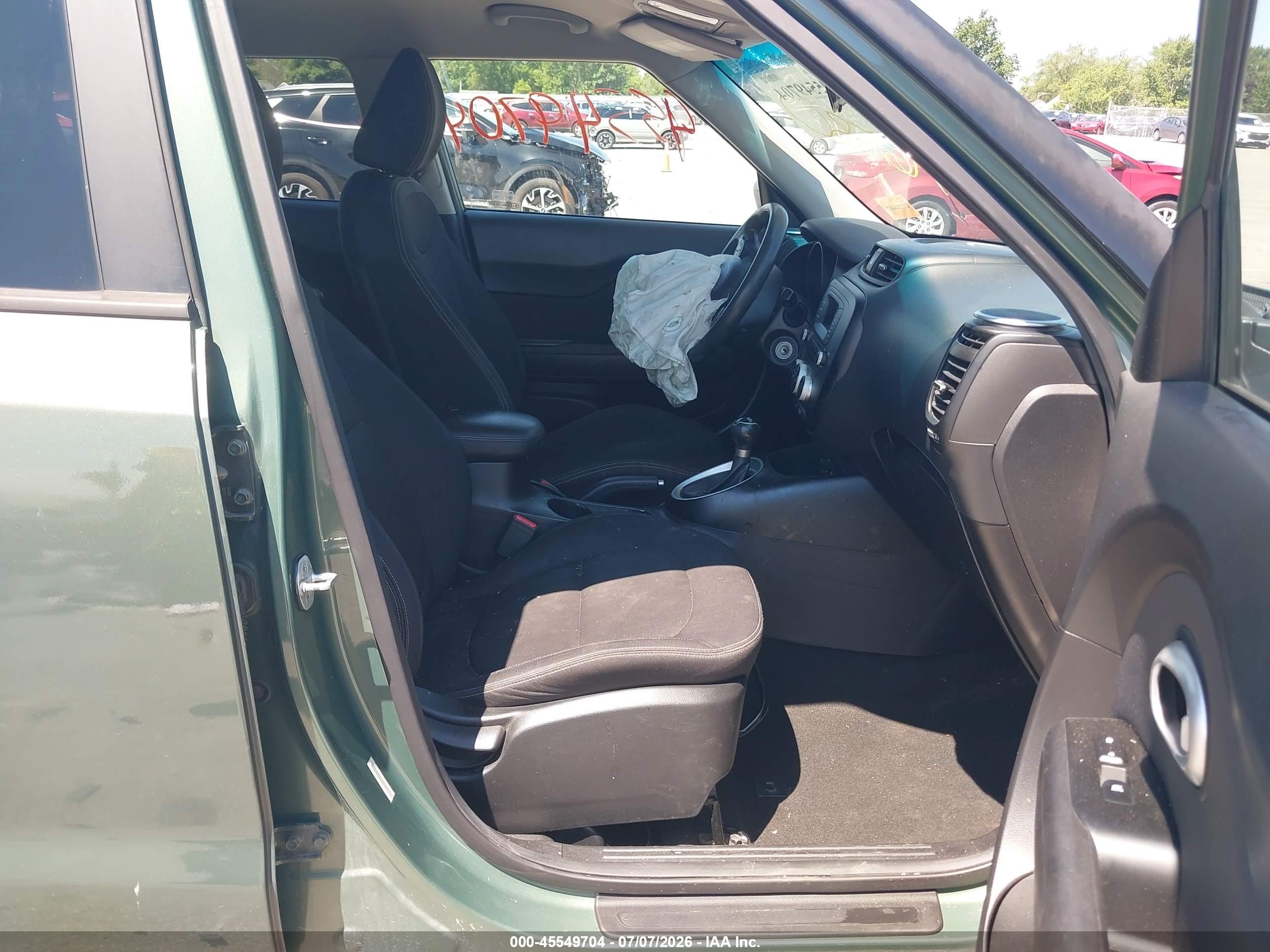 2014 Kia Soul   Зеленый vin: KNDJN2A22E7049975