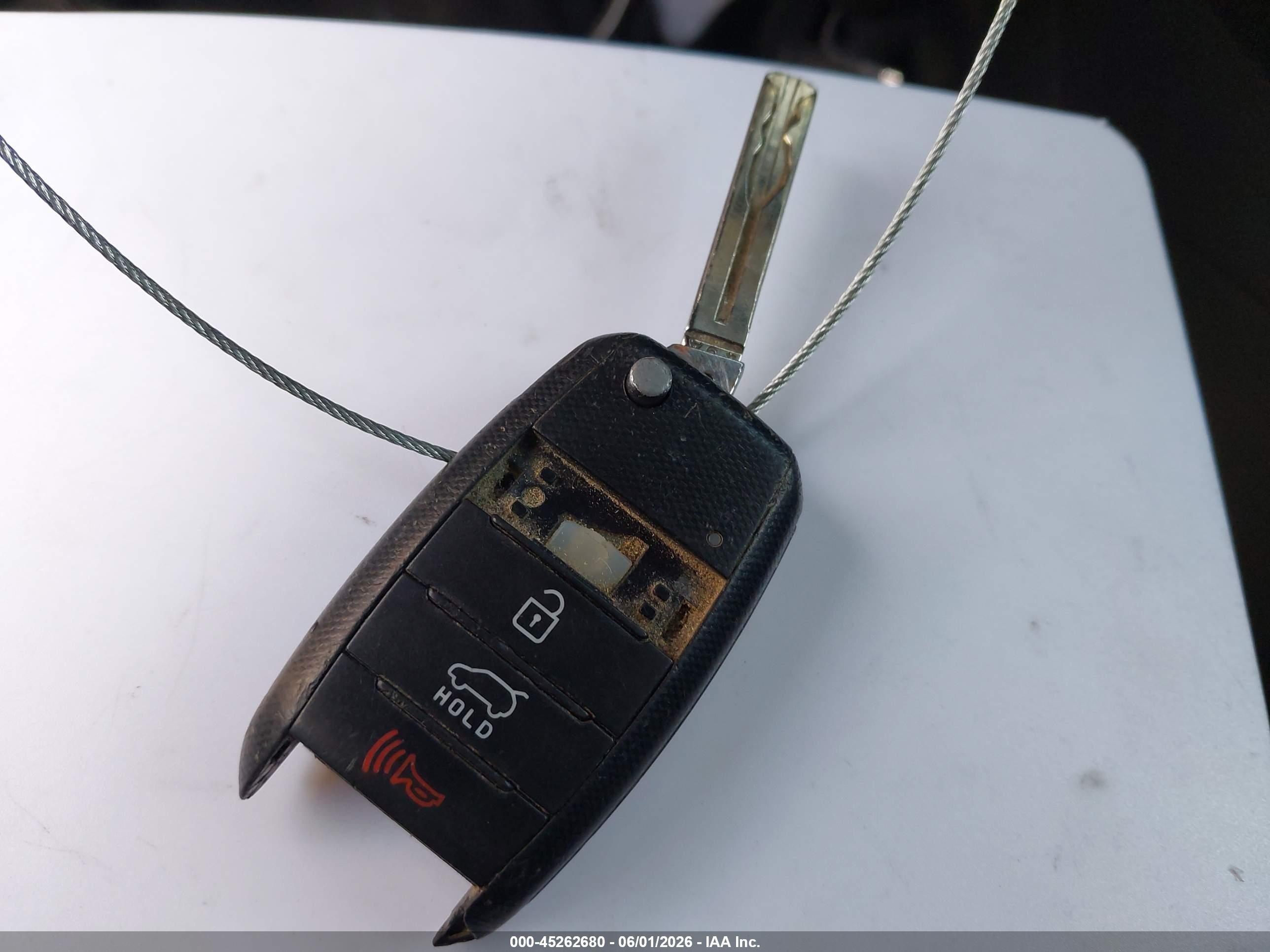 2014 Kia Soul   White vin: KNDJN2A22E7055064