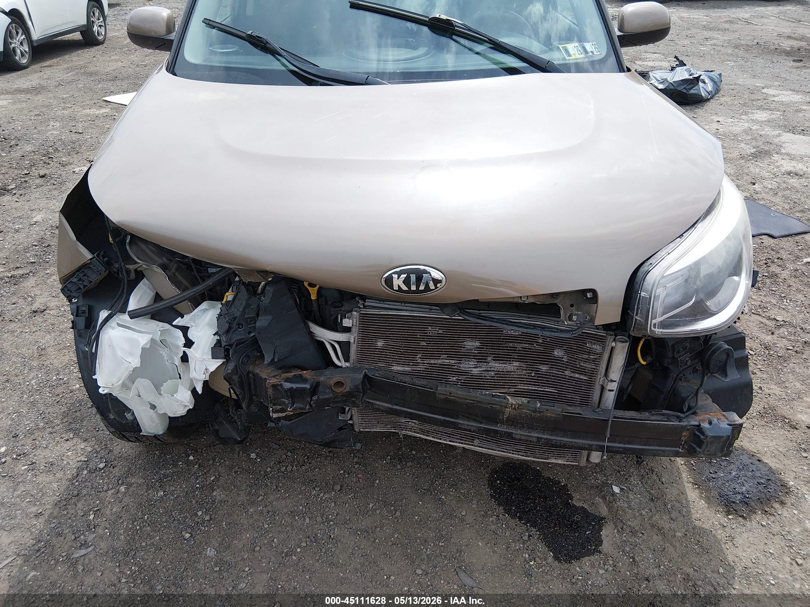 2015 Kia Soul Бежевый vin: KNDJN2A22F7129570
