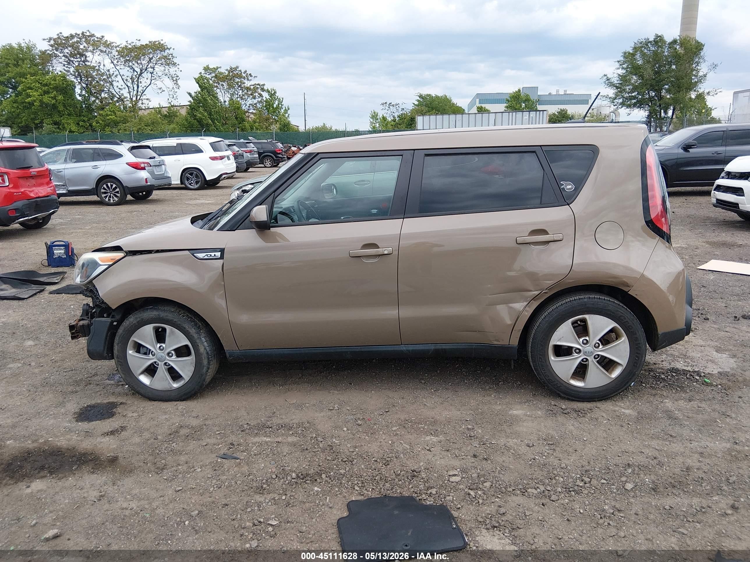 2015 Kia Soul Бежевый vin: KNDJN2A22F7129570