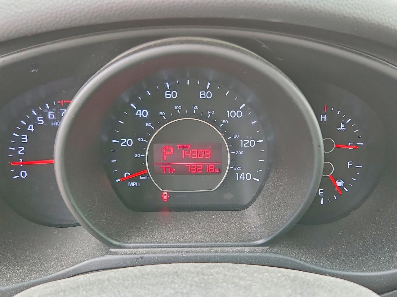2015 Kia Soul Base Tan vin: KNDJN2A22F7142755