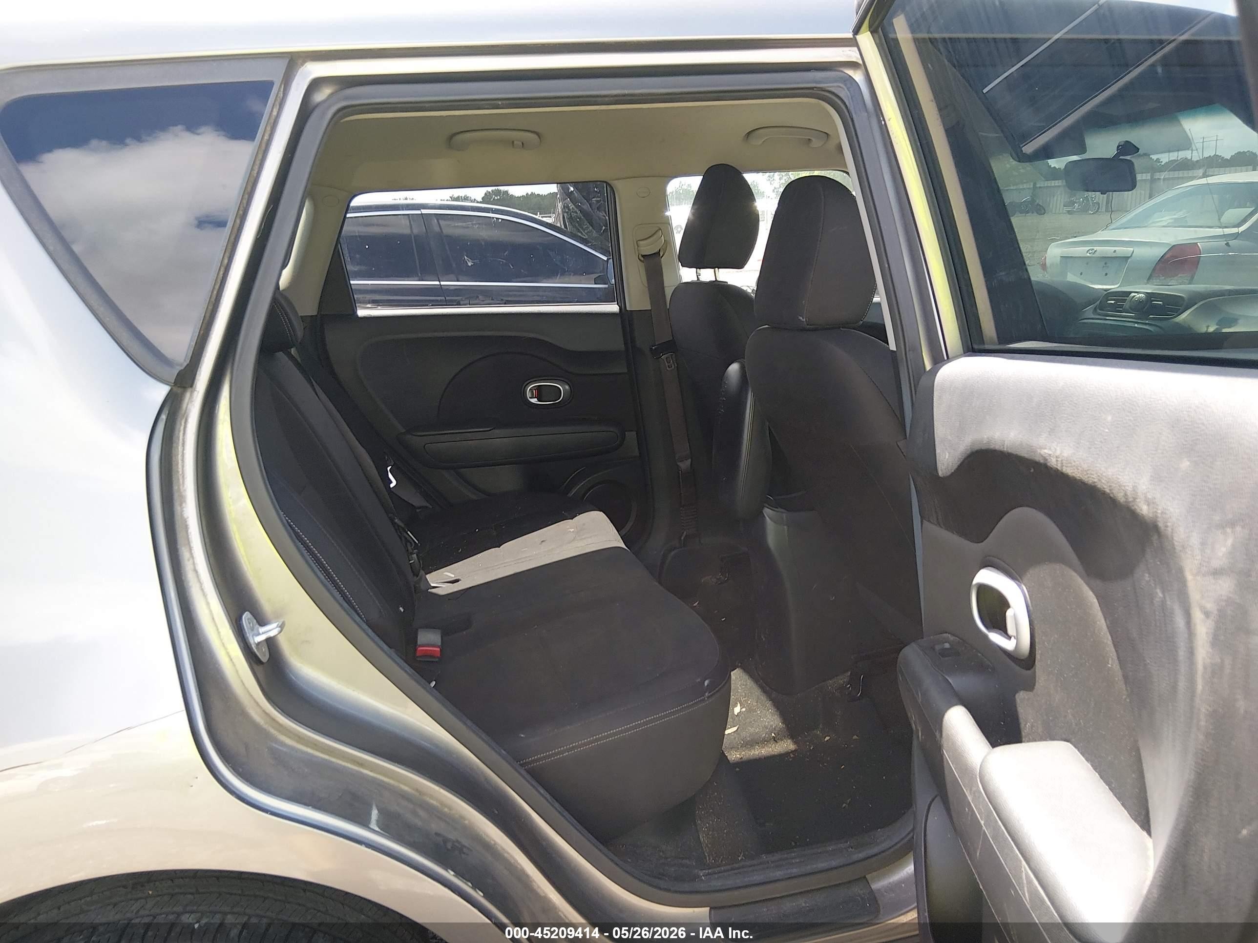 2015 Kia Soul   Gray vin: KNDJN2A22F7176257