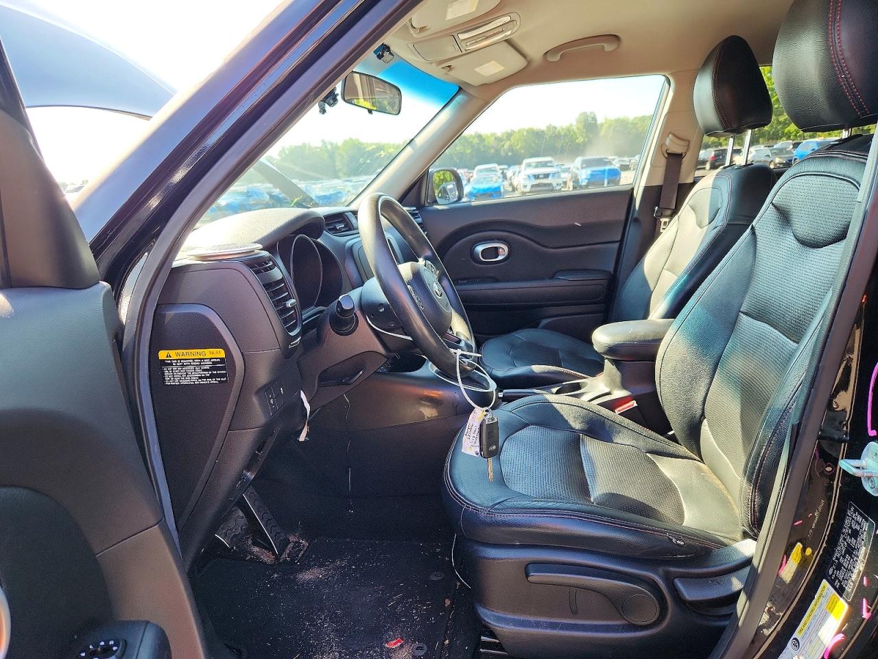 2015 Kia Soul Base Black vin: KNDJN2A22F7212934