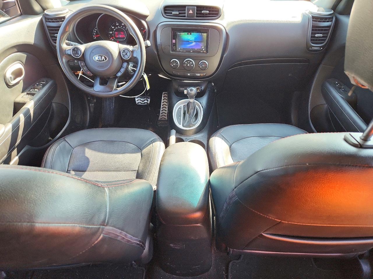2015 Kia Soul Base Black vin: KNDJN2A22F7212934