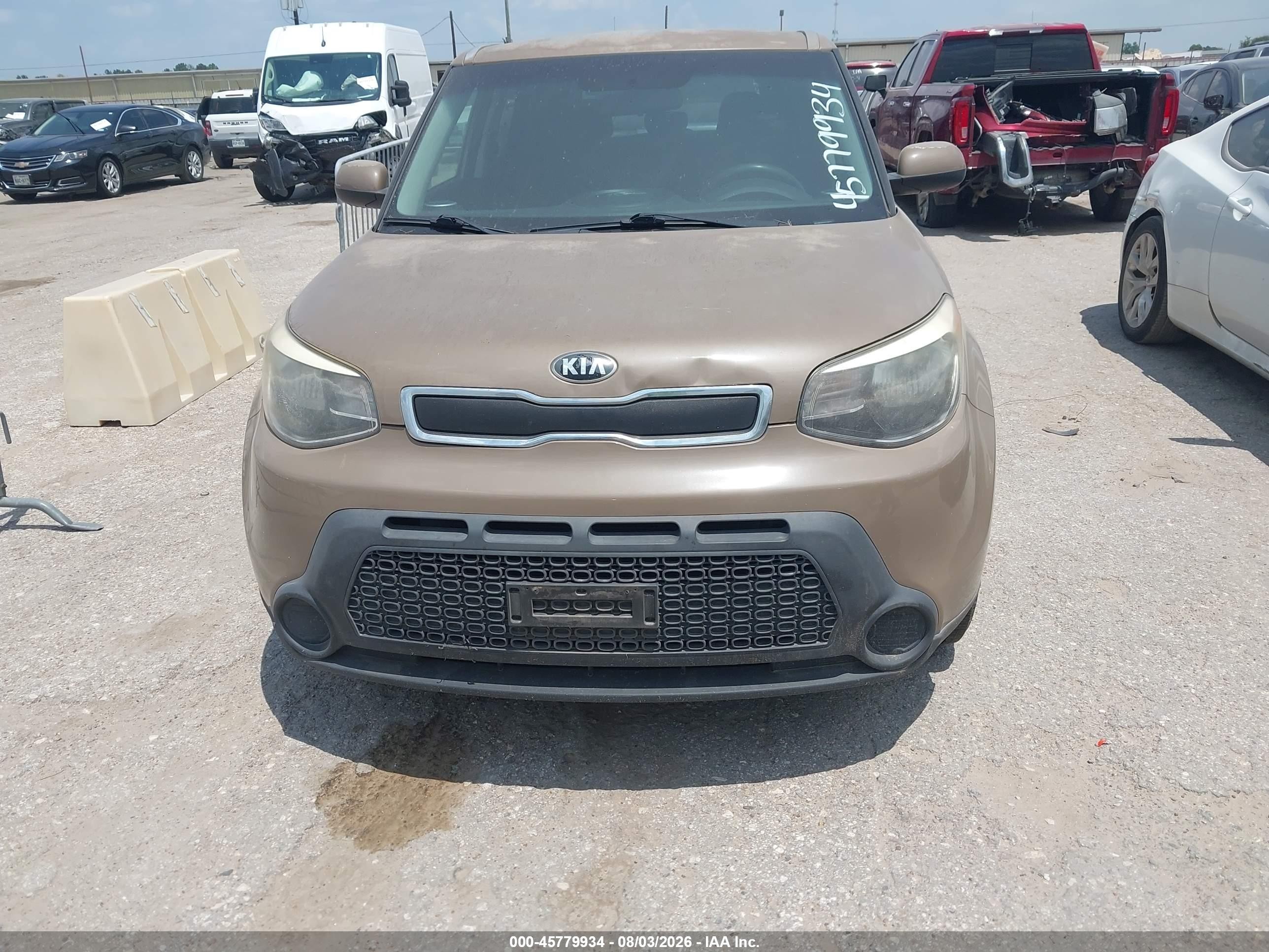 2015 Kia Soul   Коричневый vin: KNDJN2A22F7218751
