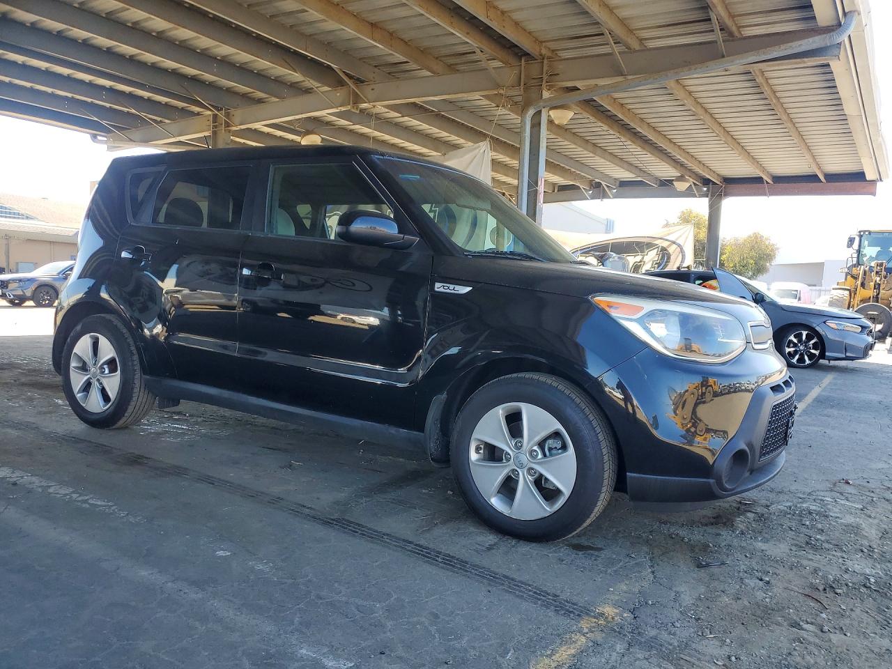 2015 Kia Soul Base Черный vin: KNDJN2A22F7219625