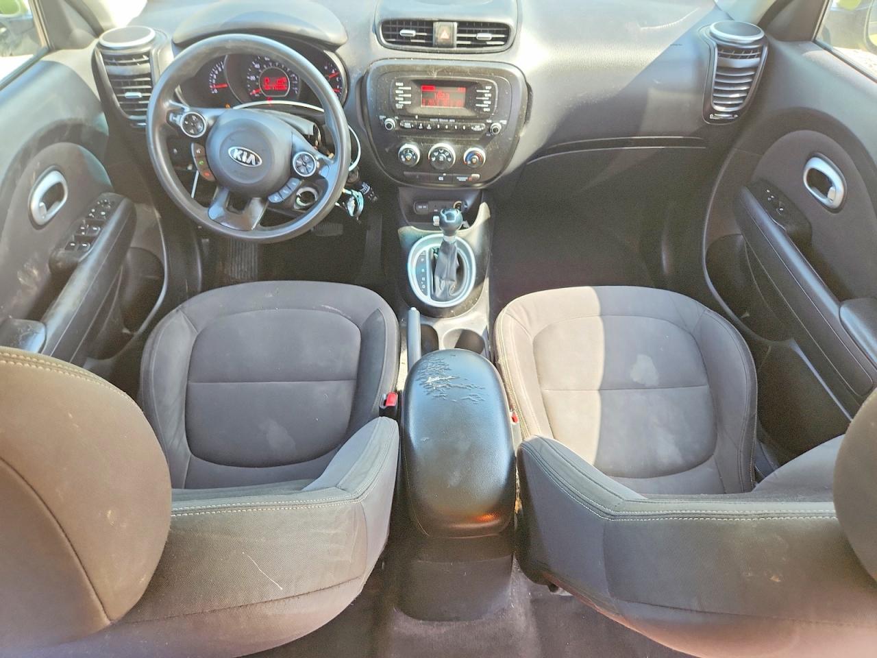 2015 Kia Soul Base Green vin: KNDJN2A22F7752770