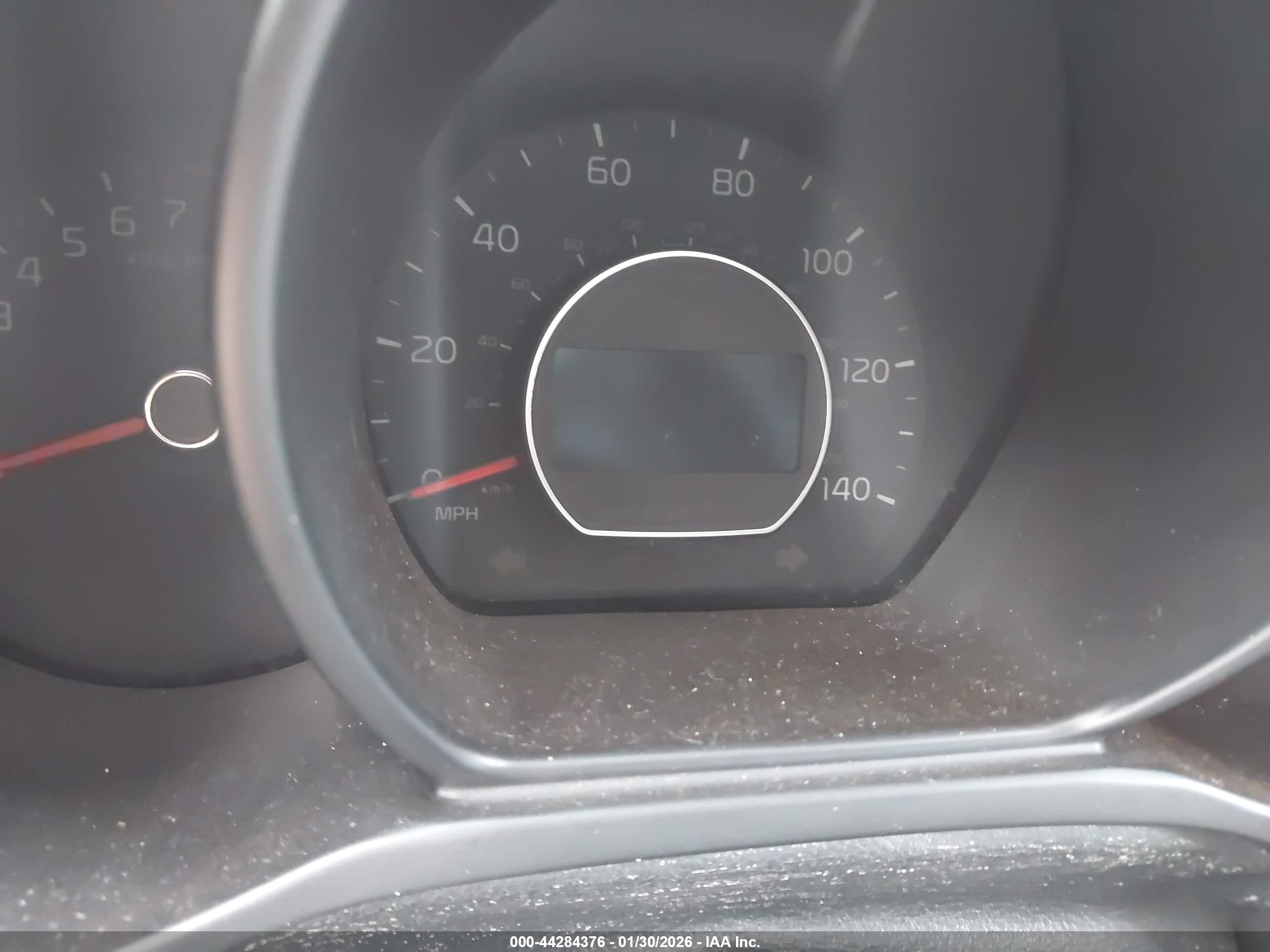 2015 Kia Soul   Серебряный vin: KNDJN2A22F7765034