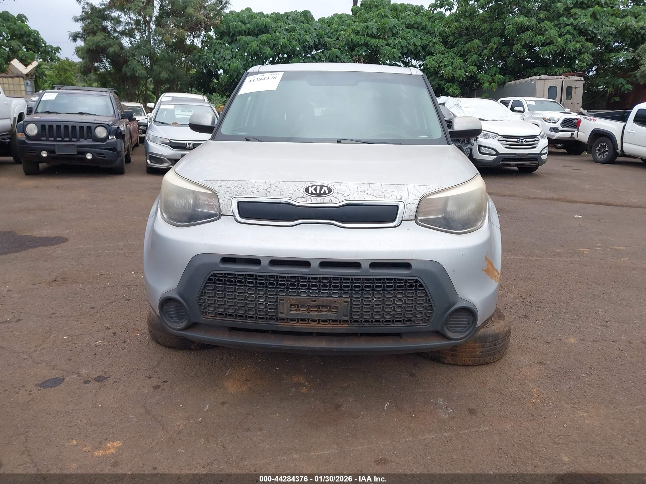 2015 Kia Soul   Серебряный vin: KNDJN2A22F7765034