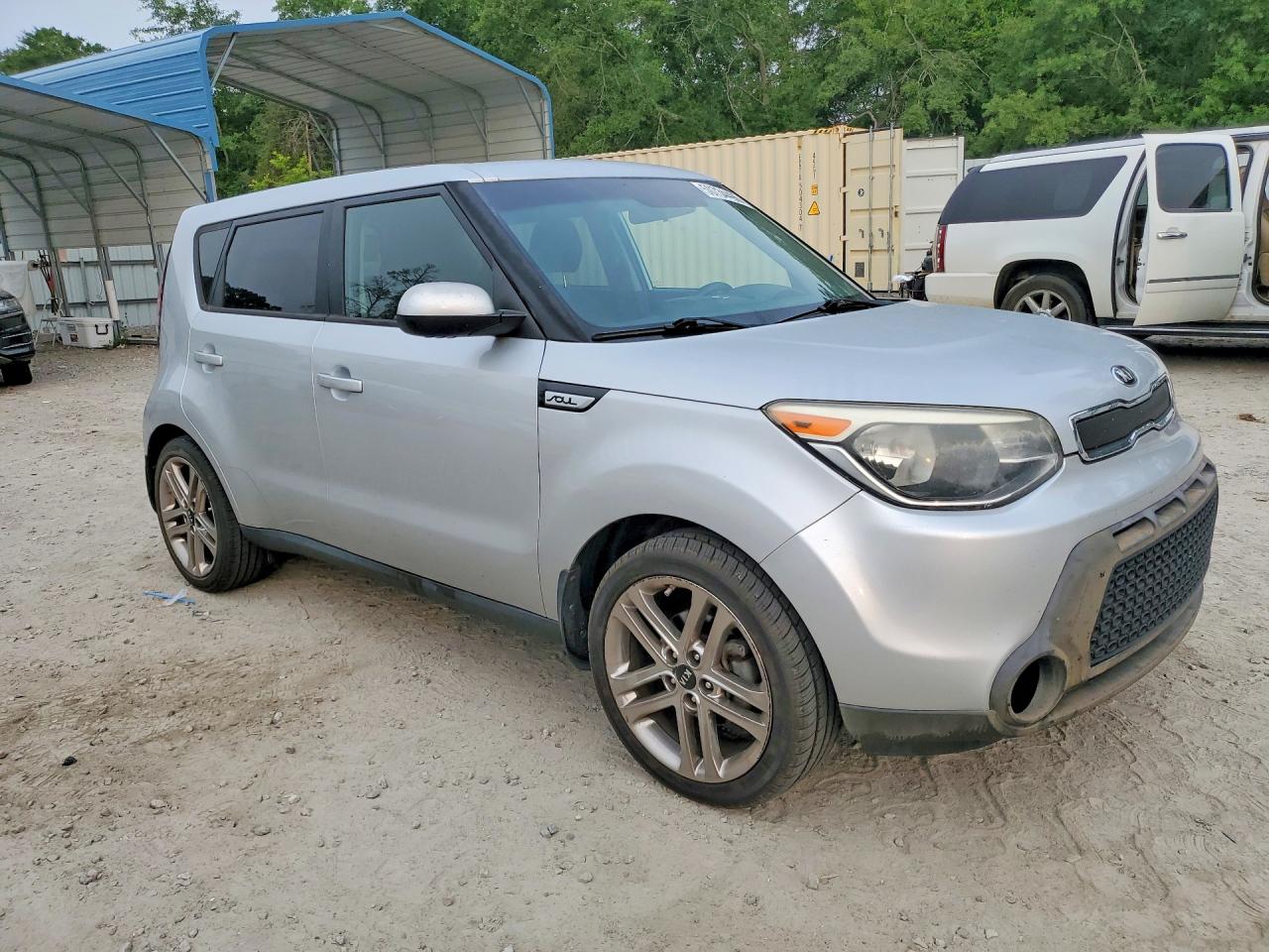 2015 Kia Soul Base Gray vin: KNDJN2A22F7783839