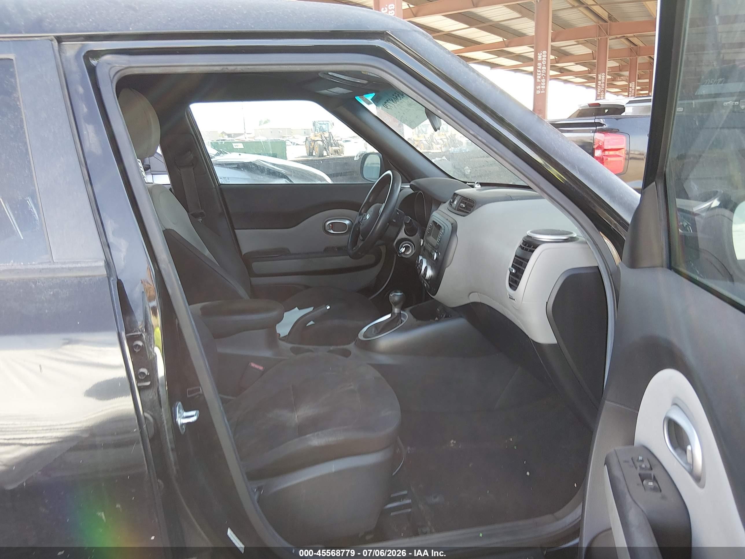 2015 Kia Soul   Black vin: KNDJN2A22F7786479
