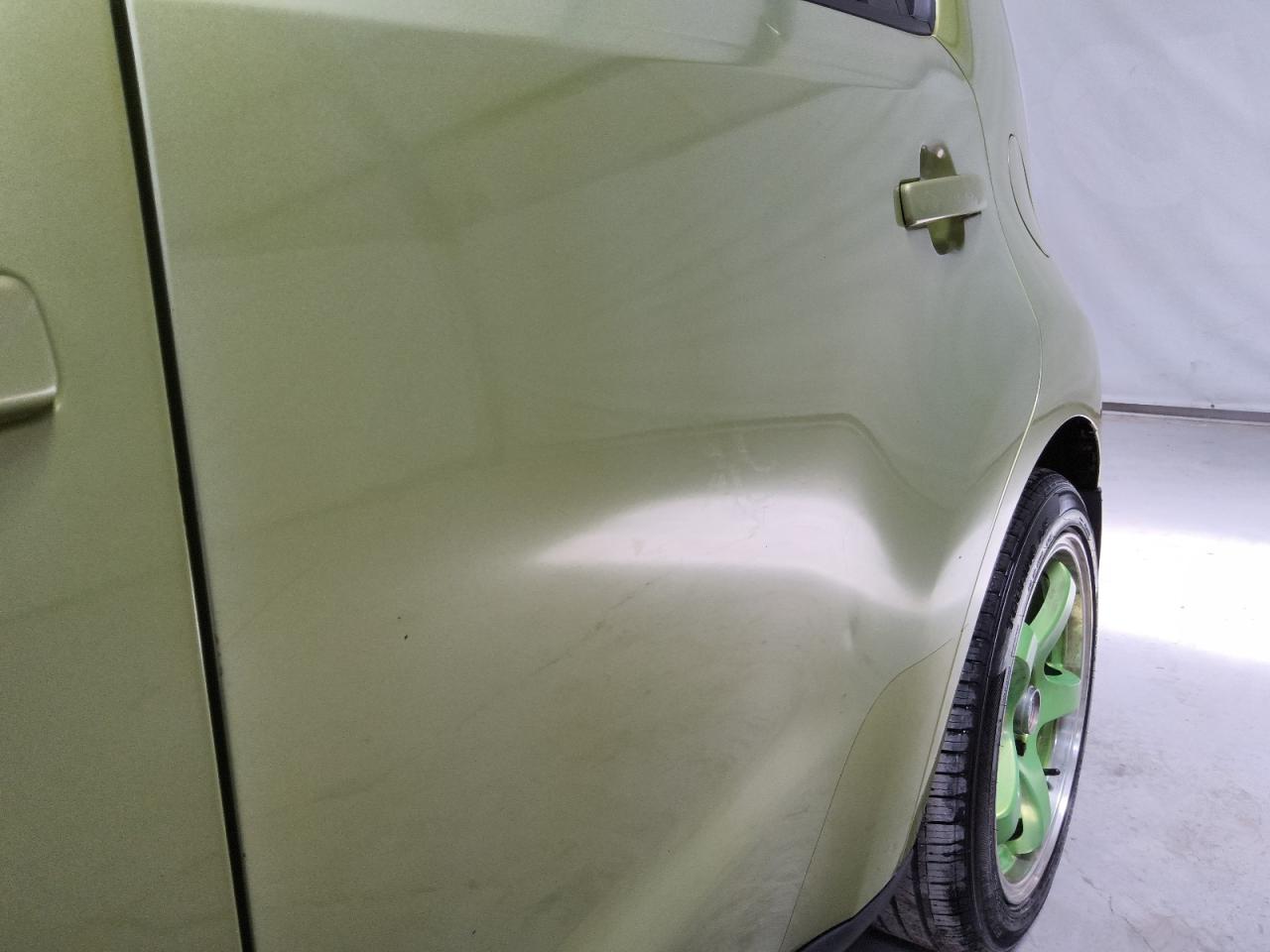 2015 Kia Soul Base Green vin: KNDJN2A22F7791410 Damage: Left Rear Door, Dent(S) W/No Paint Dmg, Pdr-1 Dent