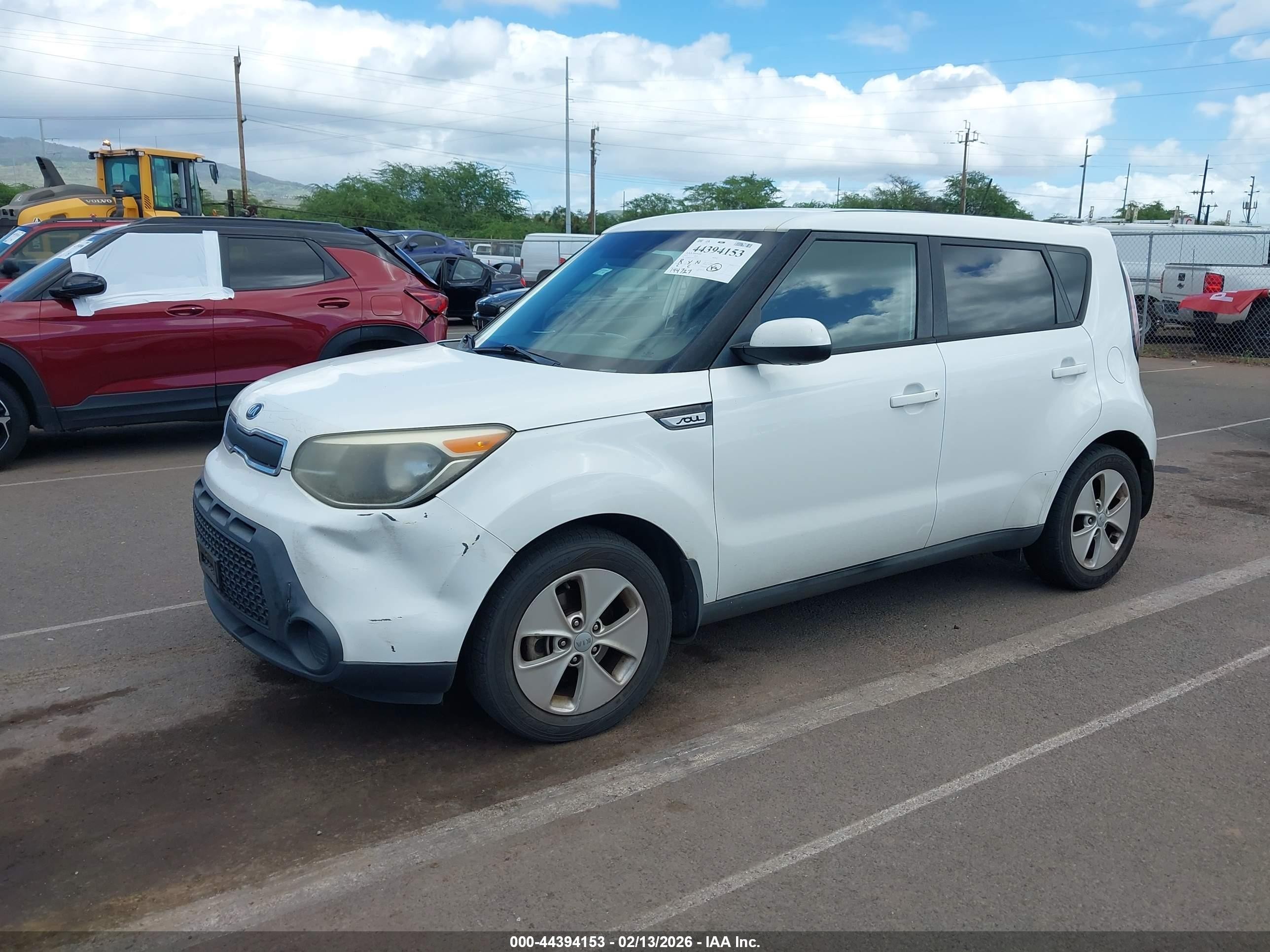 2015 Kia Soul   White vin: KNDJN2A22F7794159