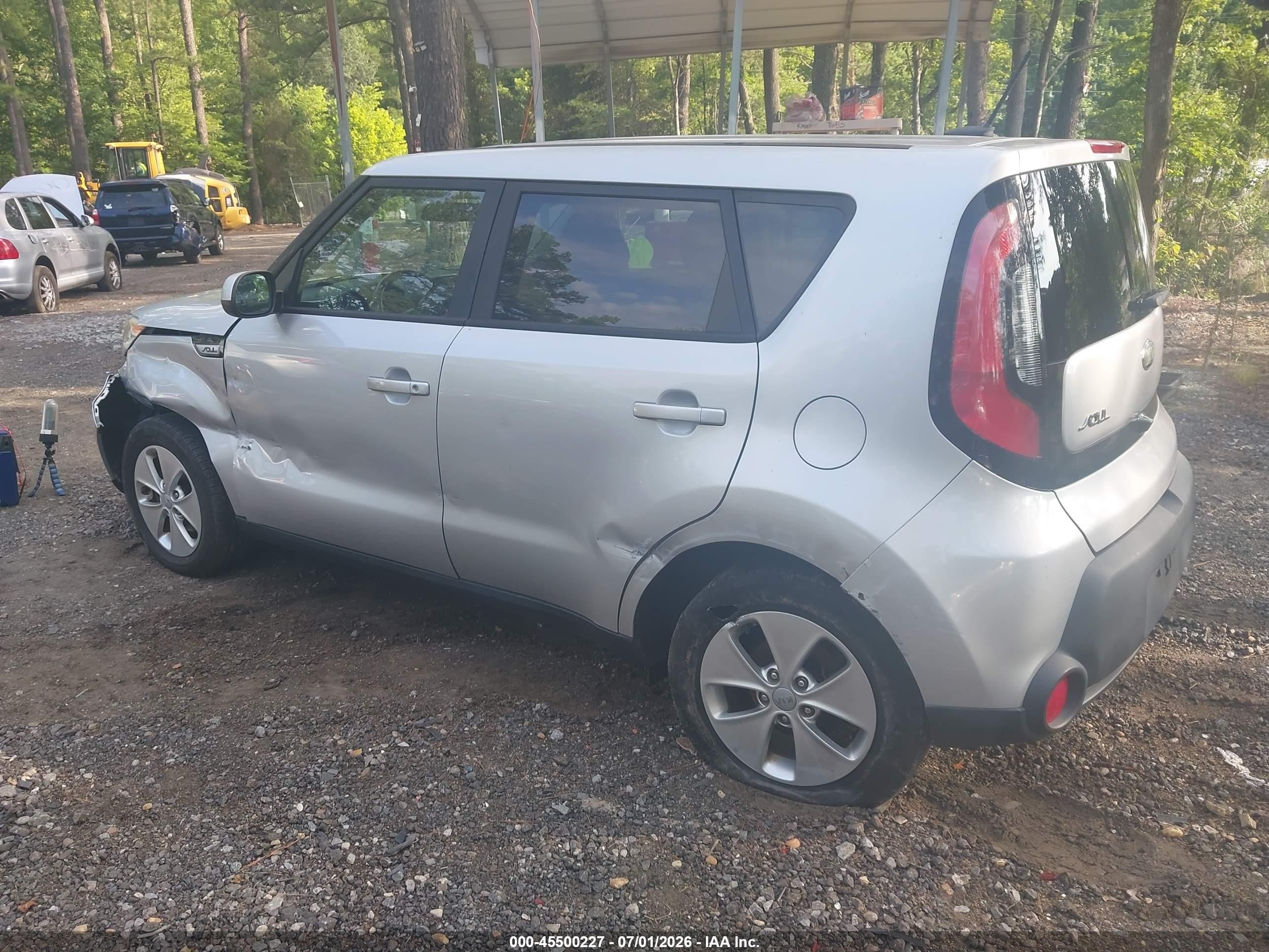 2015 Kia Soul   Silver vin: KNDJN2A22F7816564