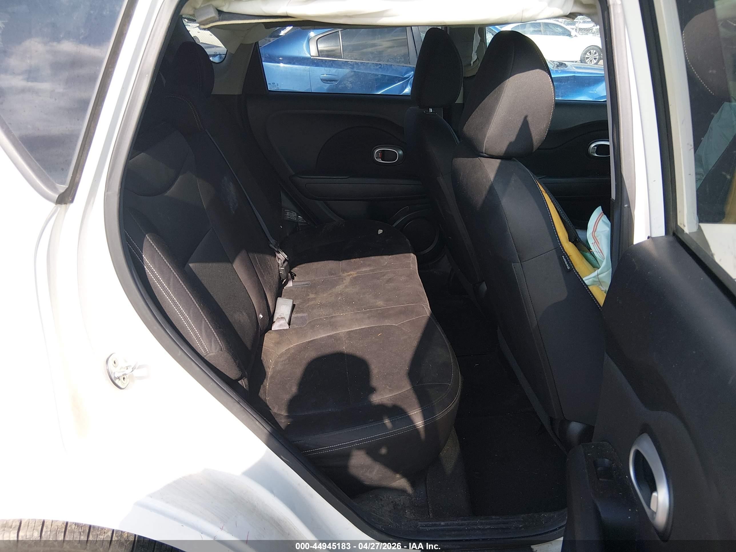 2016 Kia Soul ! Белый vin: KNDJN2A22G7395575