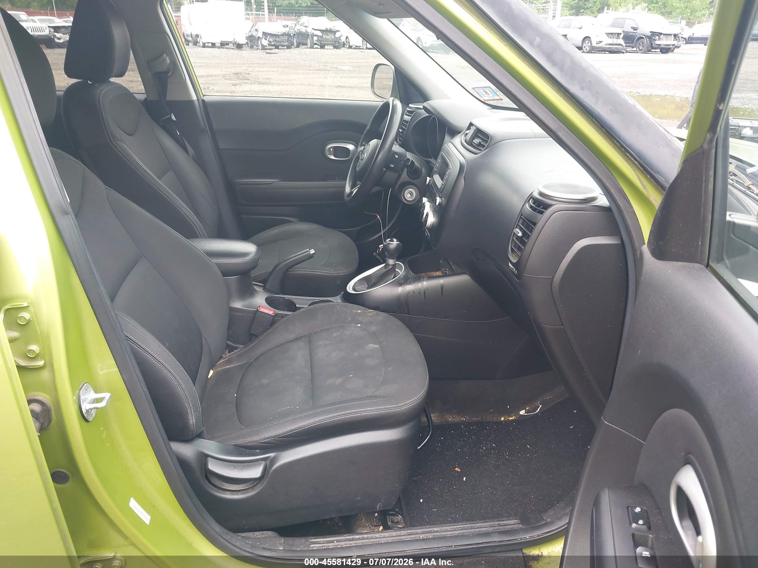 2014 Kia Soul   Green vin: KNDJN2A23E7716035