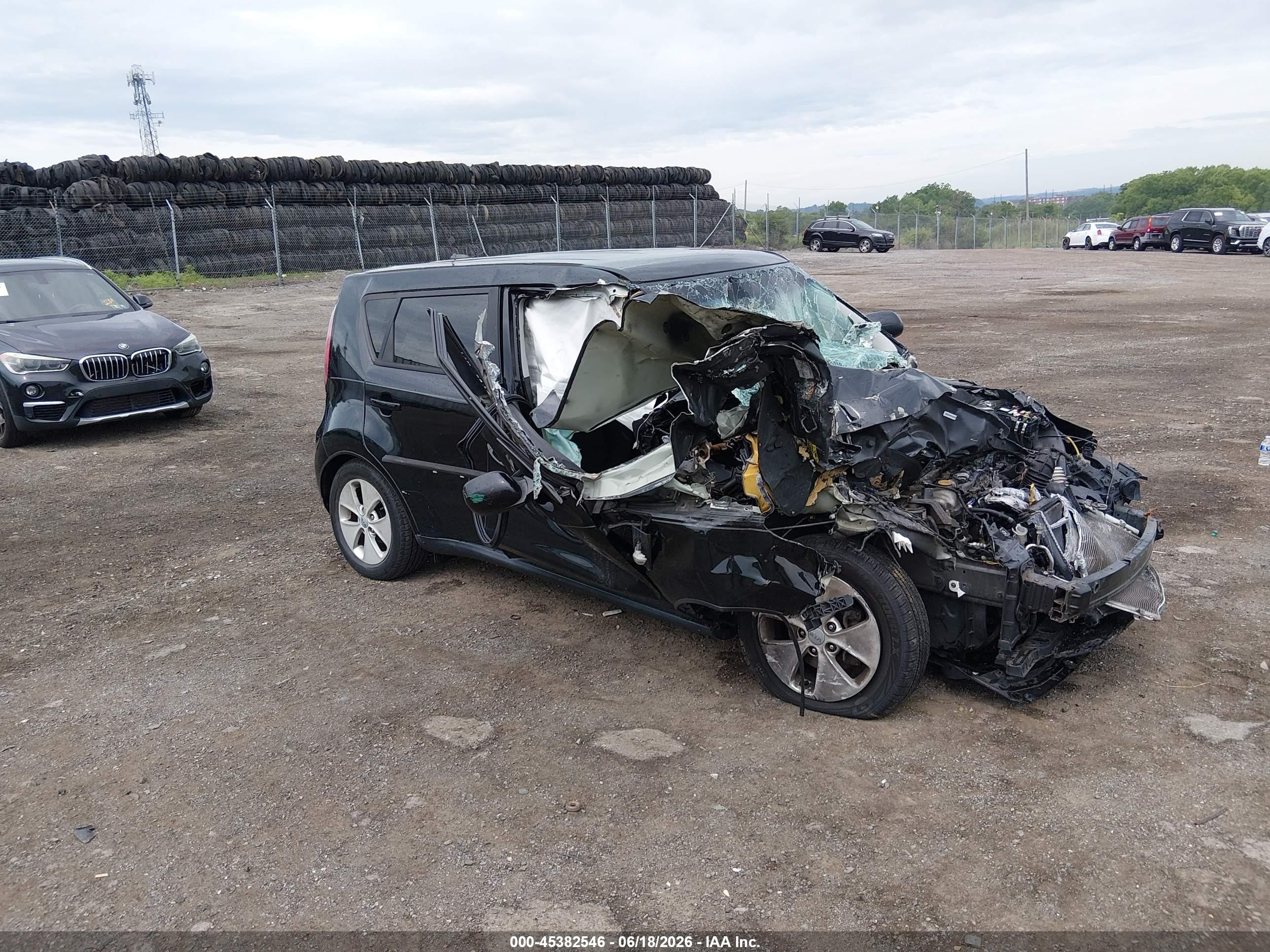2014 Kia Soul   Black vin: KNDJN2A23E7741890