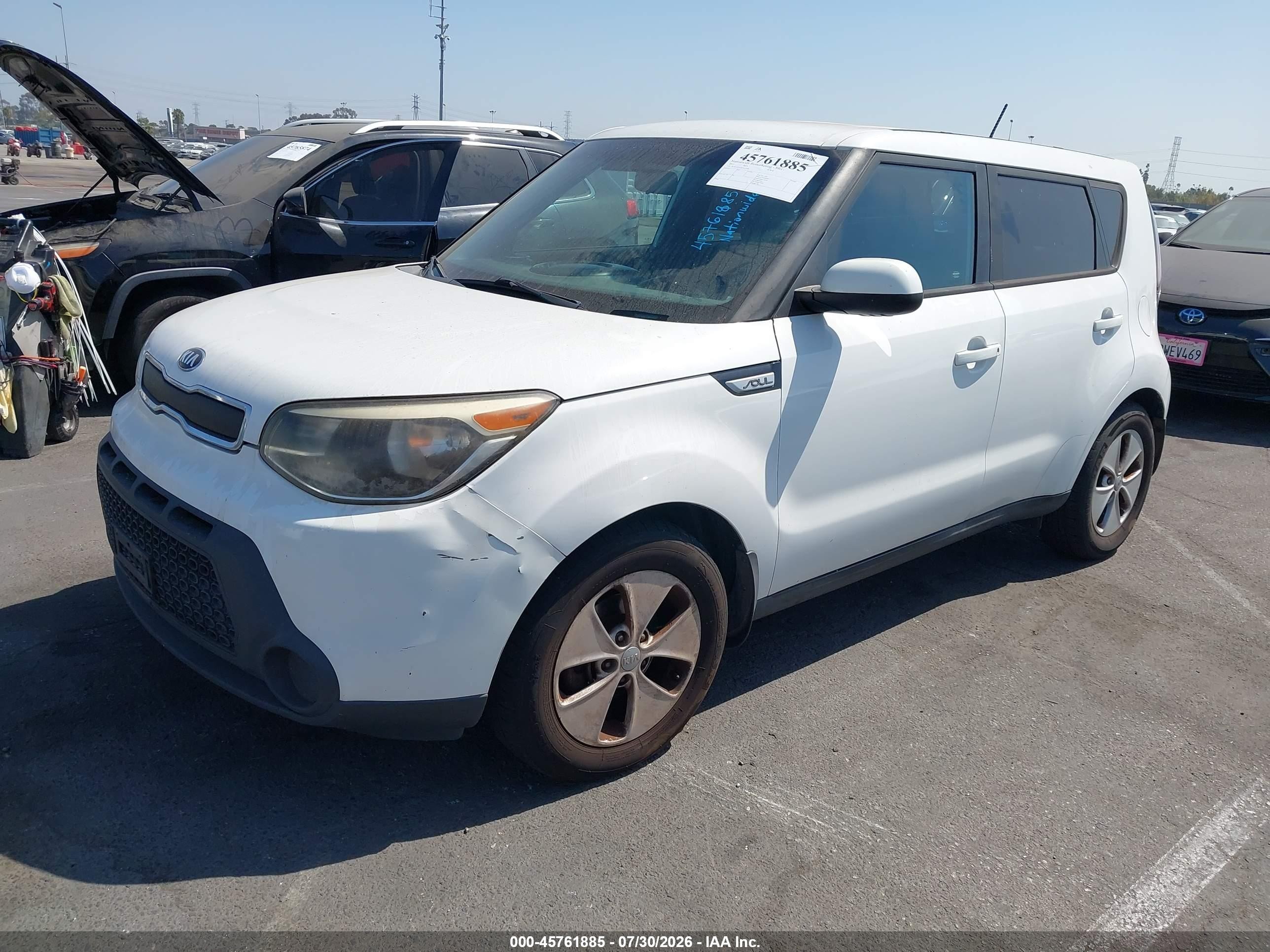 2015 Kia Soul   White vin: KNDJN2A23F7122580
