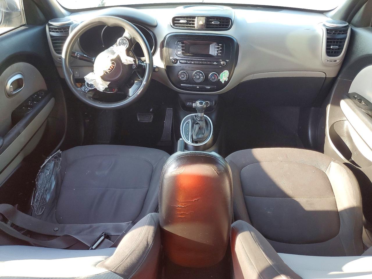2015 Kia Soul Base Gray vin: KNDJN2A23F7127956