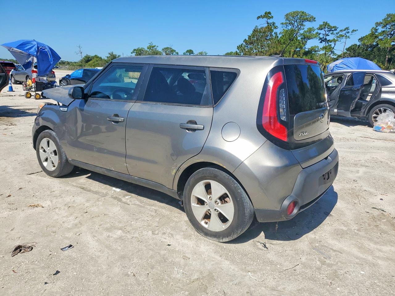 2015 Kia Soul Base Gray vin: KNDJN2A23F7130744
