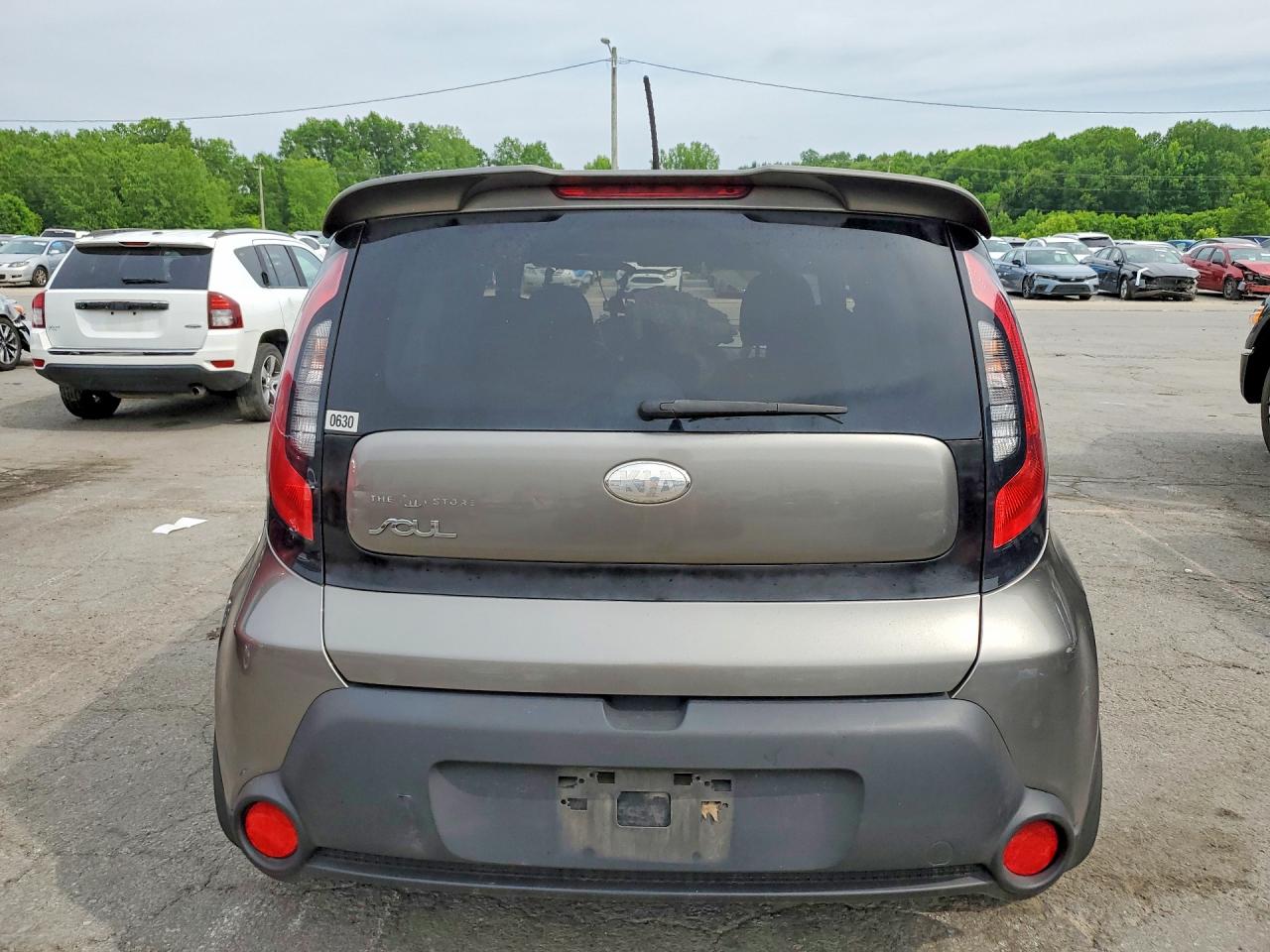 2015 Kia Soul Base Gray vin: KNDJN2A23F7173545