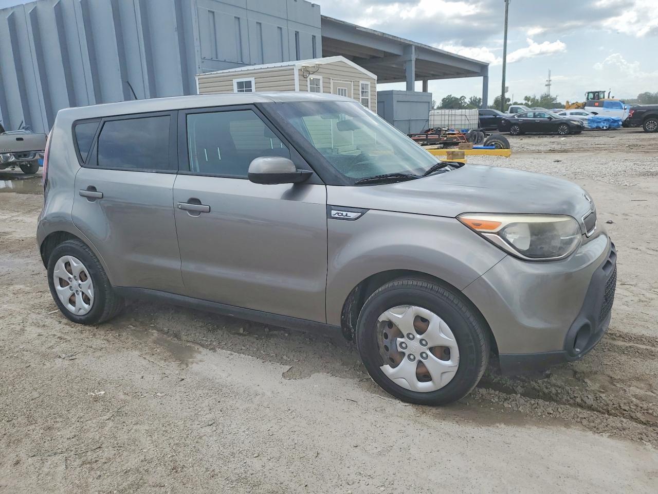 2015 Kia Soul Base Gray vin: KNDJN2A23F7175814