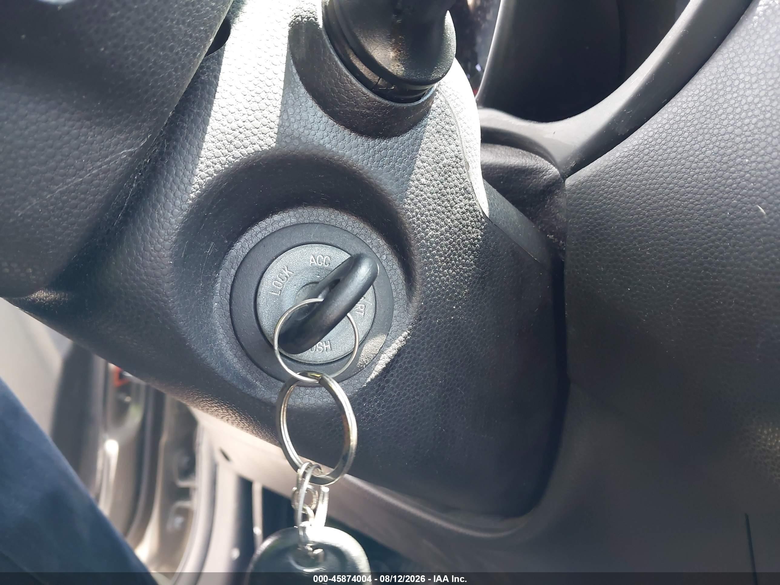 2015 Kia Soul   Silver vin: KNDJN2A23F7175814