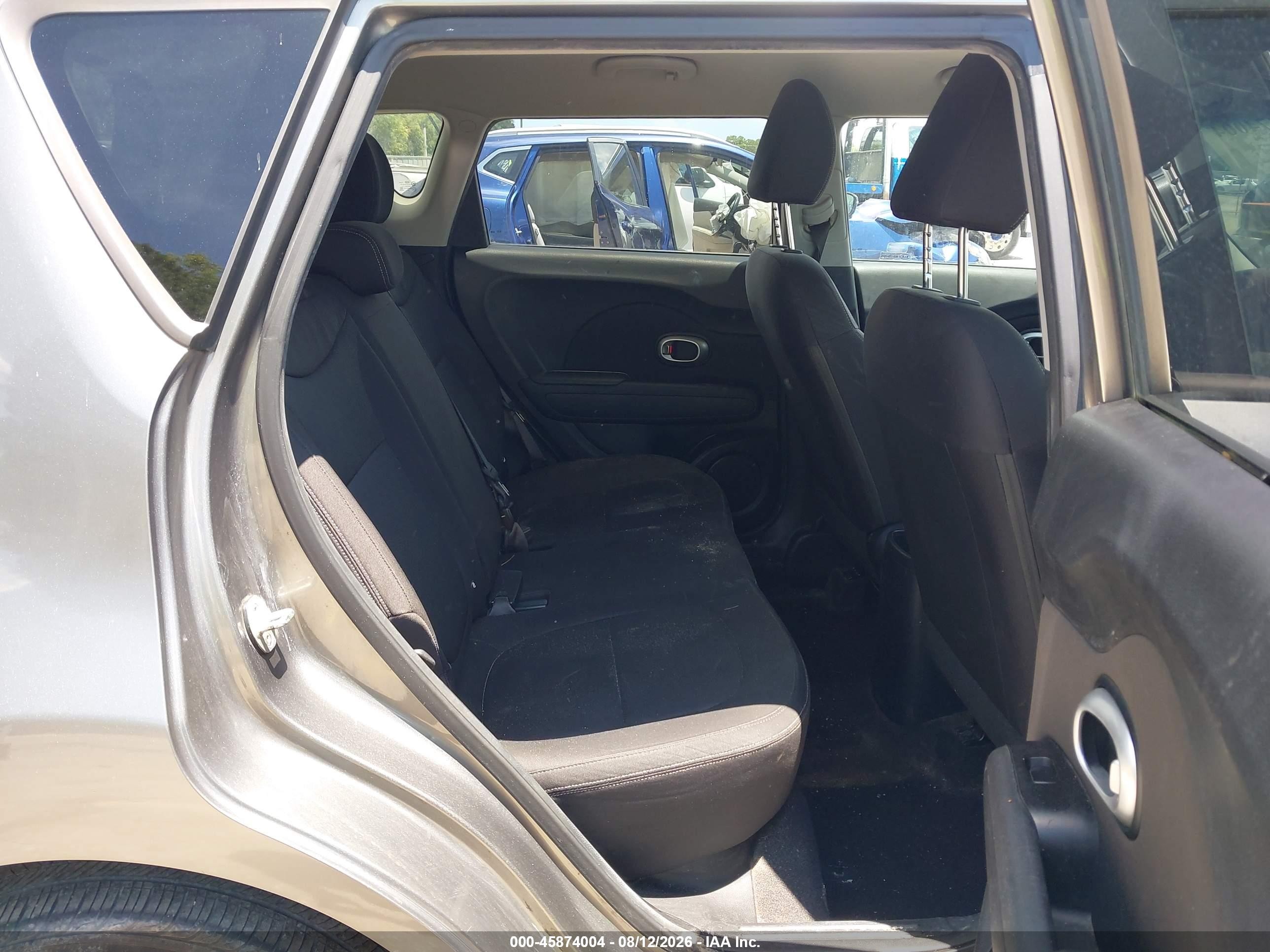 2015 Kia Soul   Silver vin: KNDJN2A23F7175814