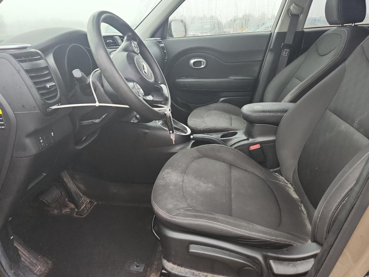2015 Kia Soul Base Желто-коричневый vin: KNDJN2A23F7202767