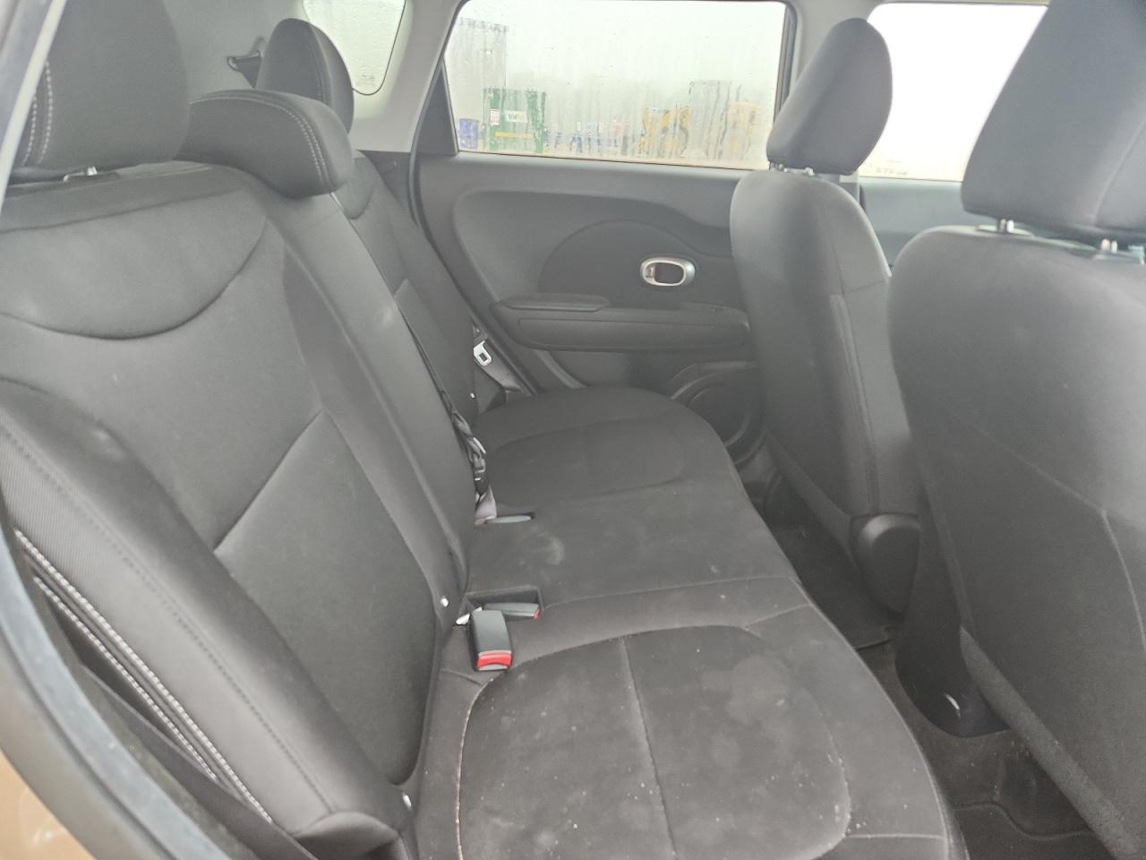 2015 Kia Soul Base Желто-коричневый vin: KNDJN2A23F7202767