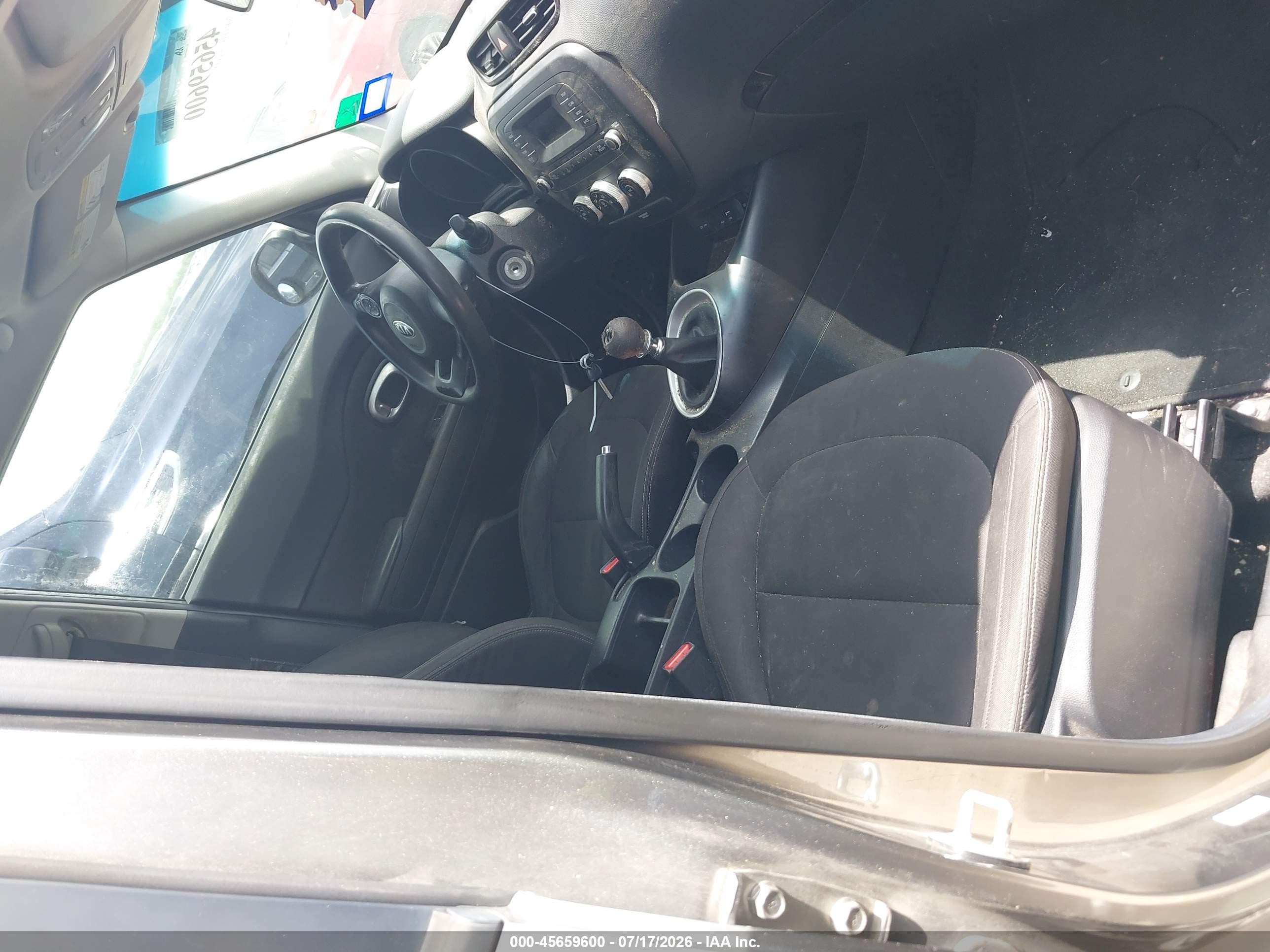 2015 Kia Soul   Gray vin: KNDJN2A23F7214403