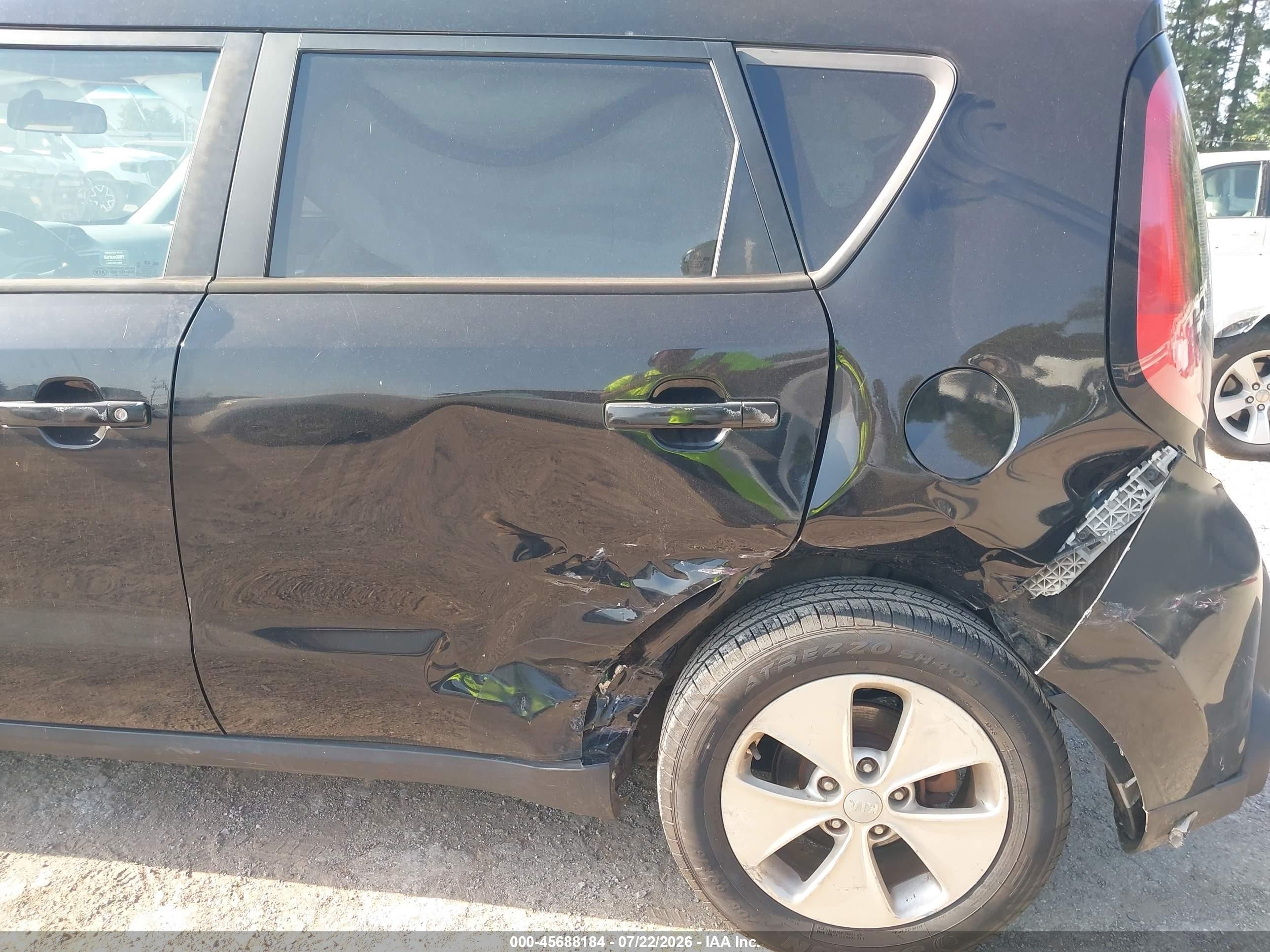 2015 Kia Soul   Black vin: KNDJN2A23F7768010