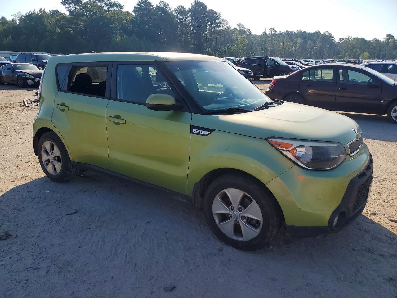 2015 Kia Soul Base Зеленый vin: KNDJN2A23F7790878
