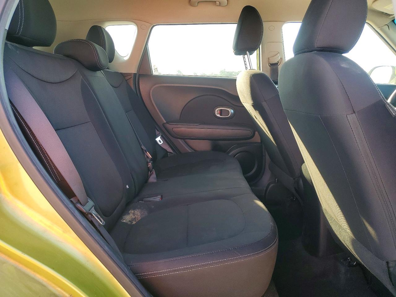 2015 Kia Soul Base Зеленый vin: KNDJN2A23F7790878