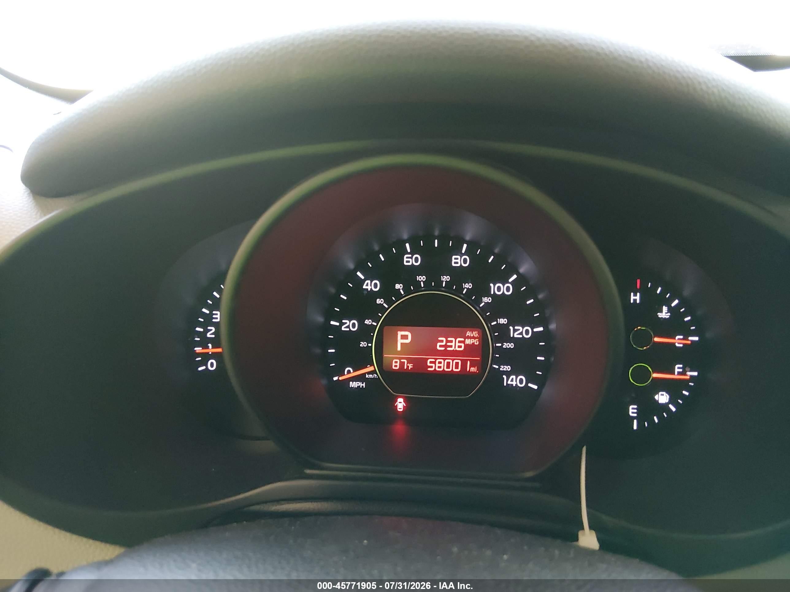 2015 Kia Soul   White vin: KNDJN2A23F7813401
