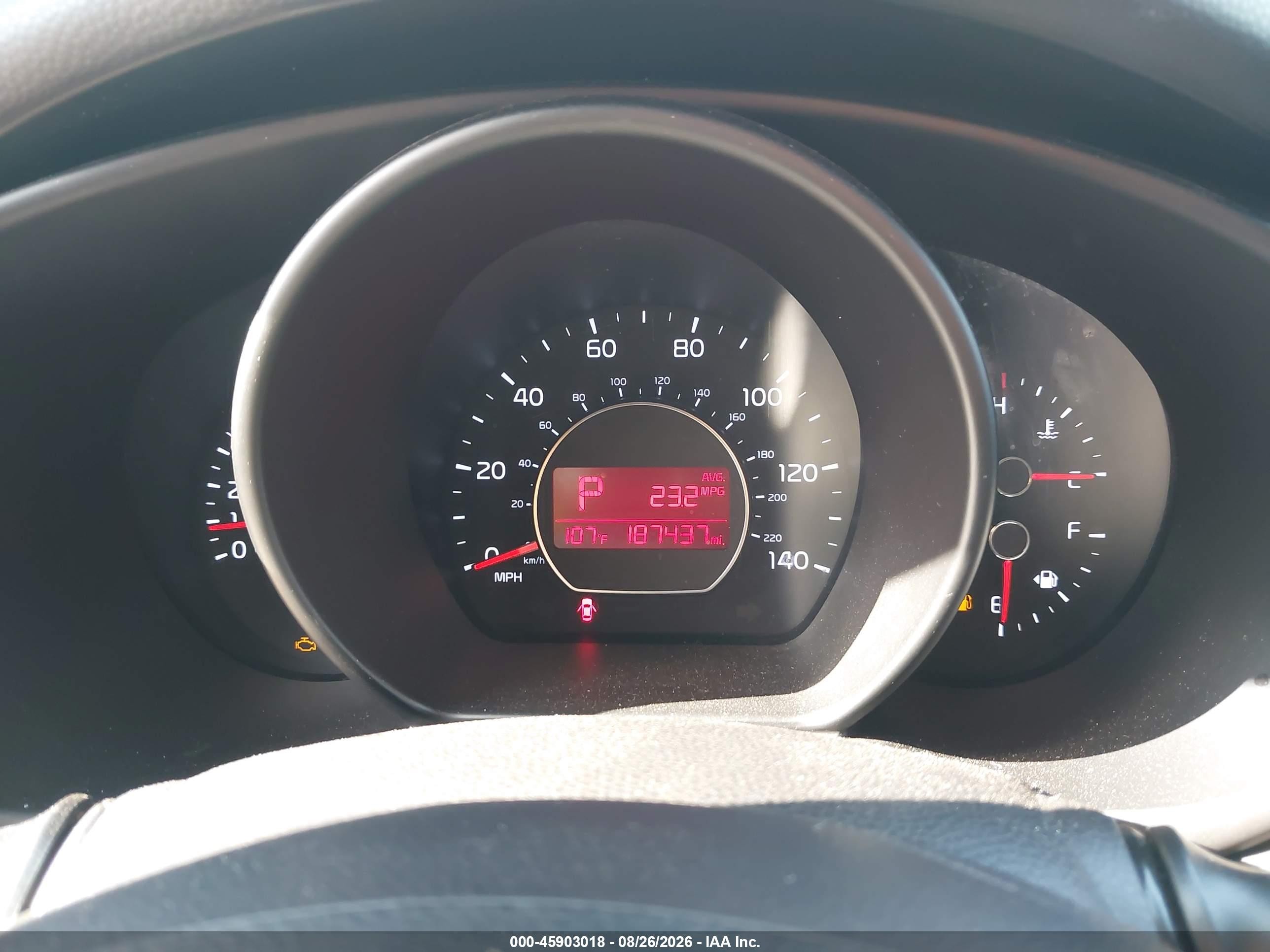 2015 Kia Soul   Silver vin: KNDJN2A23F7816671