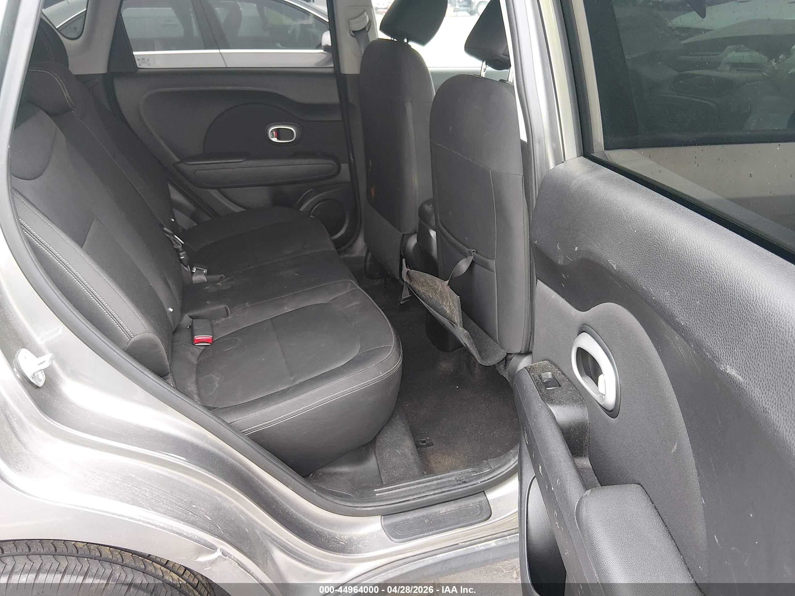2014 Kia Soul   Серый vin: KNDJN2A24E7004441