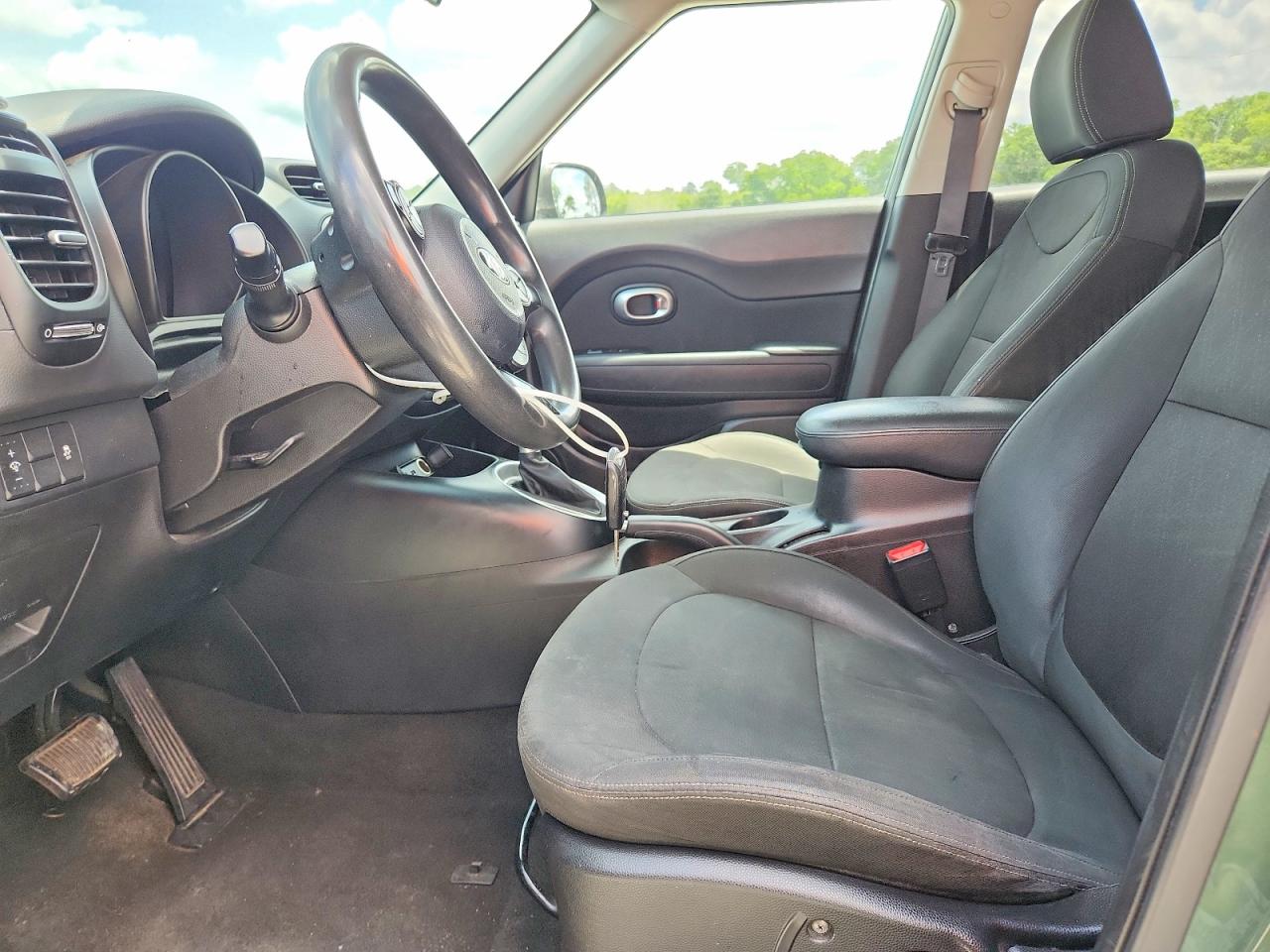 2014 Kia Soul Base Green vin: KNDJN2A24E7014256