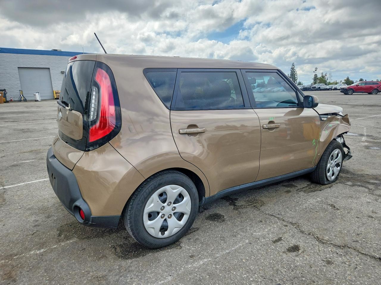 2014 Kia Soul Base Tan vin: KNDJN2A24E7017271