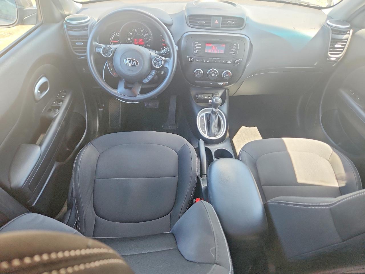 2014 Kia Soul Base Gray vin: KNDJN2A24E7102126