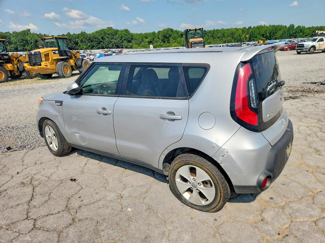 2014 Kia Soul Base Silver vin: KNDJN2A24E7720272