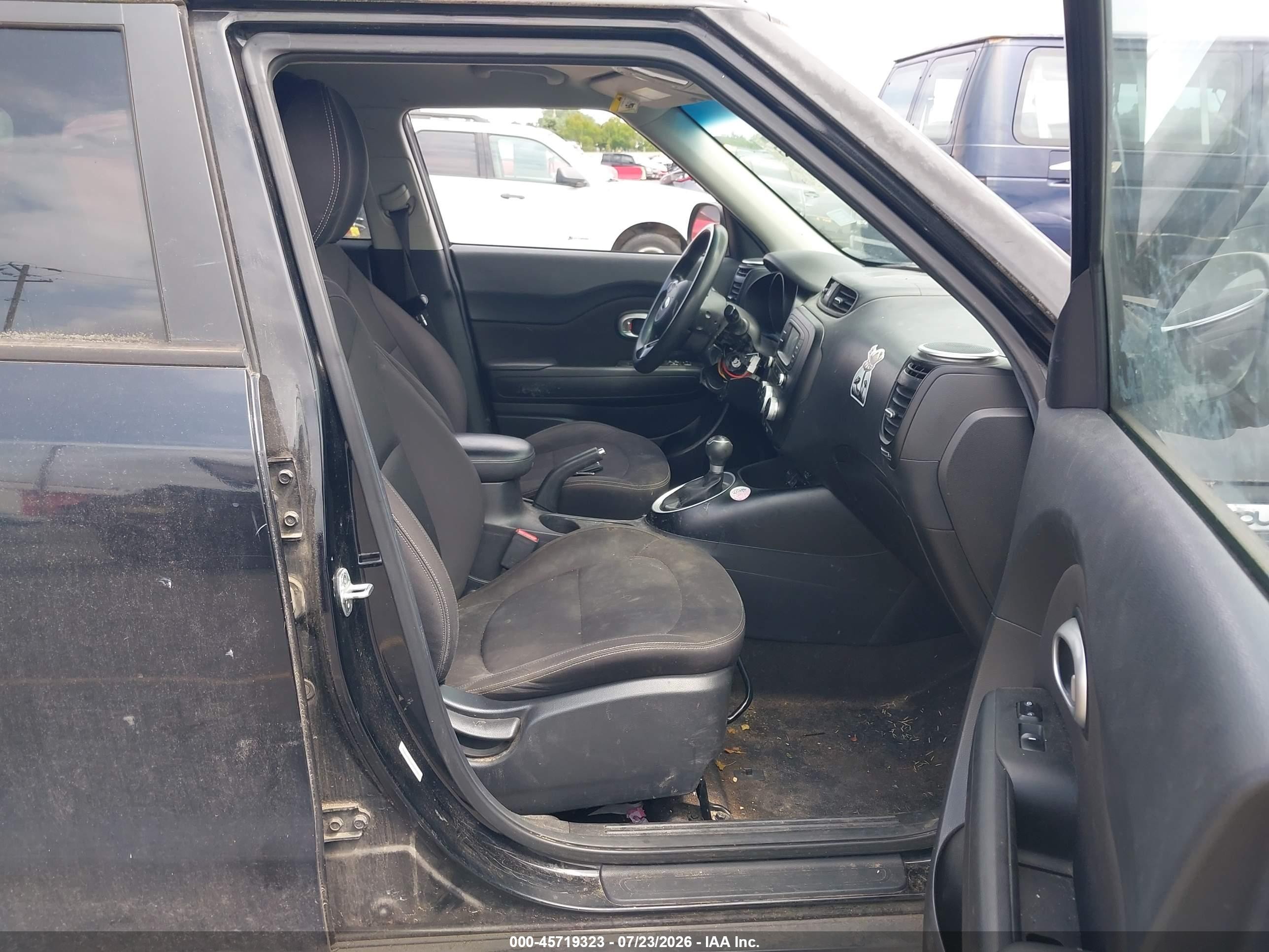 2015 Kia Soul   Black vin: KNDJN2A24F7151246