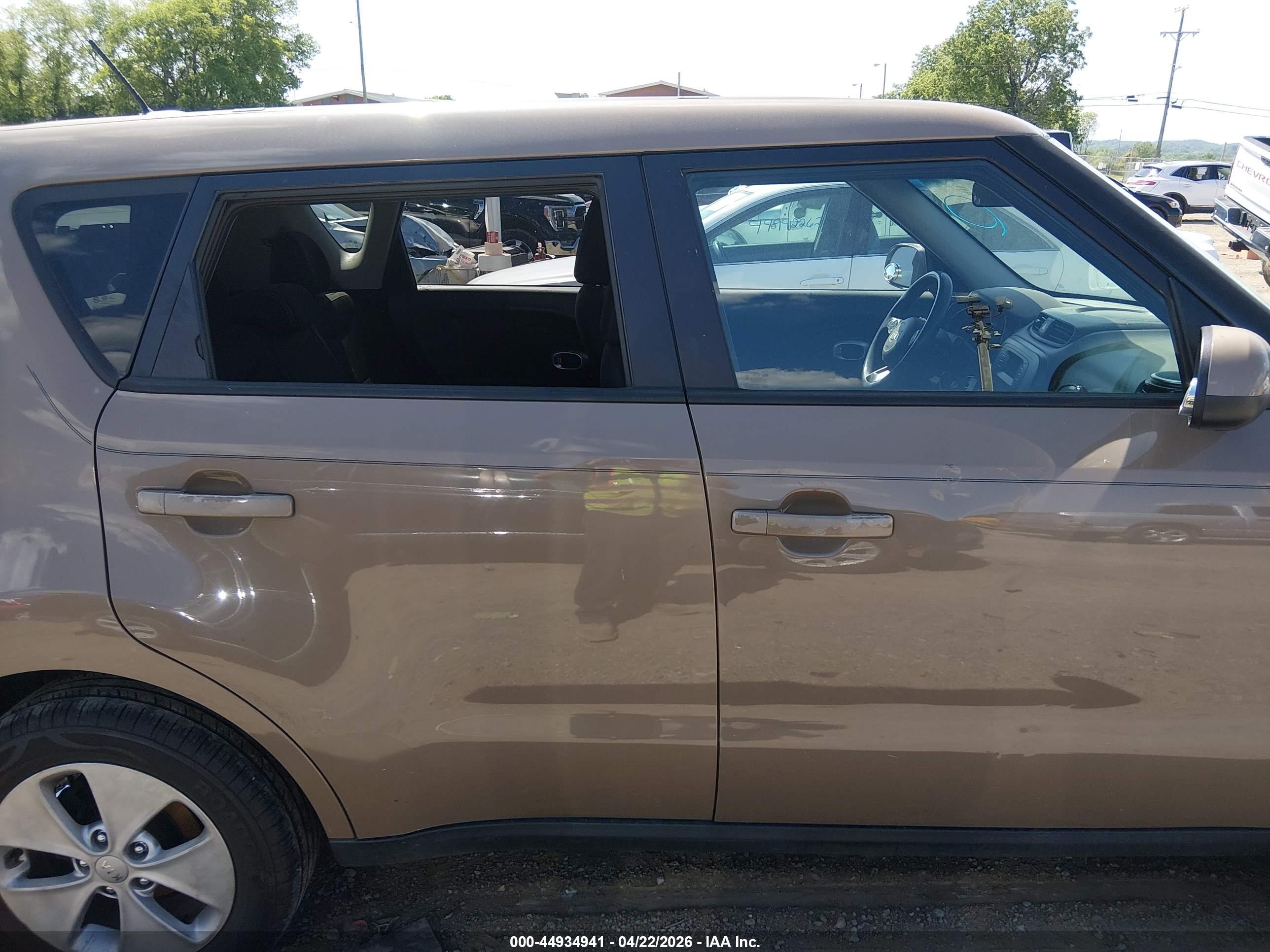 2015 Kia Soul   Beige vin: KNDJN2A24F7156043