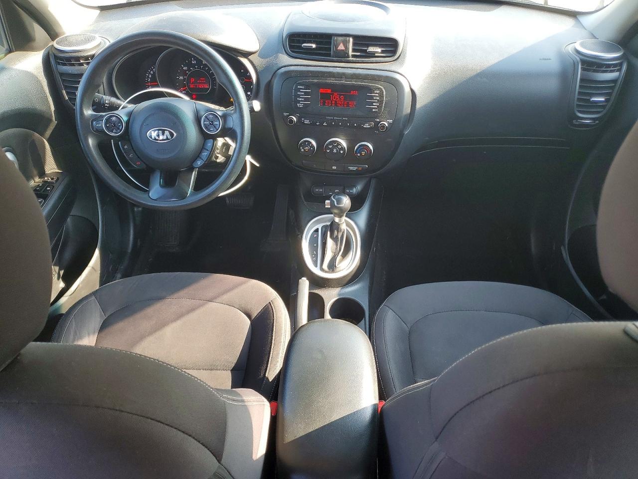 2015 Kia Soul Base Серый vin: KNDJN2A24F7167849