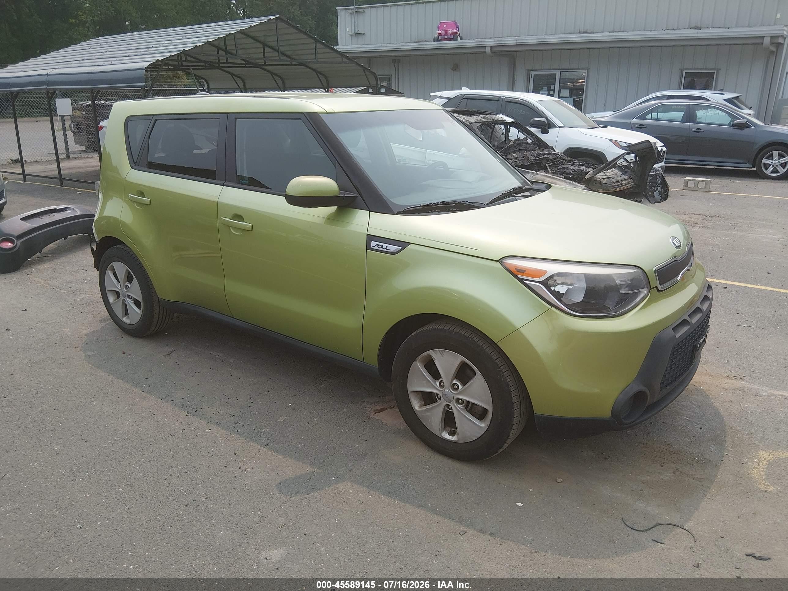 2015 Kia Soul Зеленый vin: KNDJN2A24F7770915