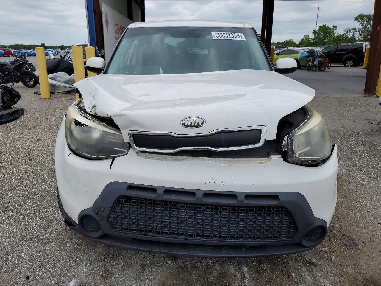2015 Kia Soul Base White vin: KNDJN2A24F7777623