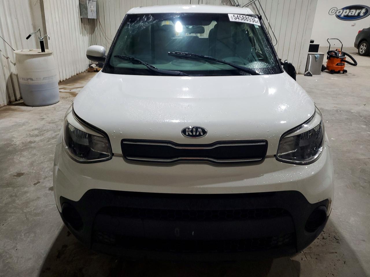 2017 Kia Soul Base White vin: KNDJN2A24H7481696
