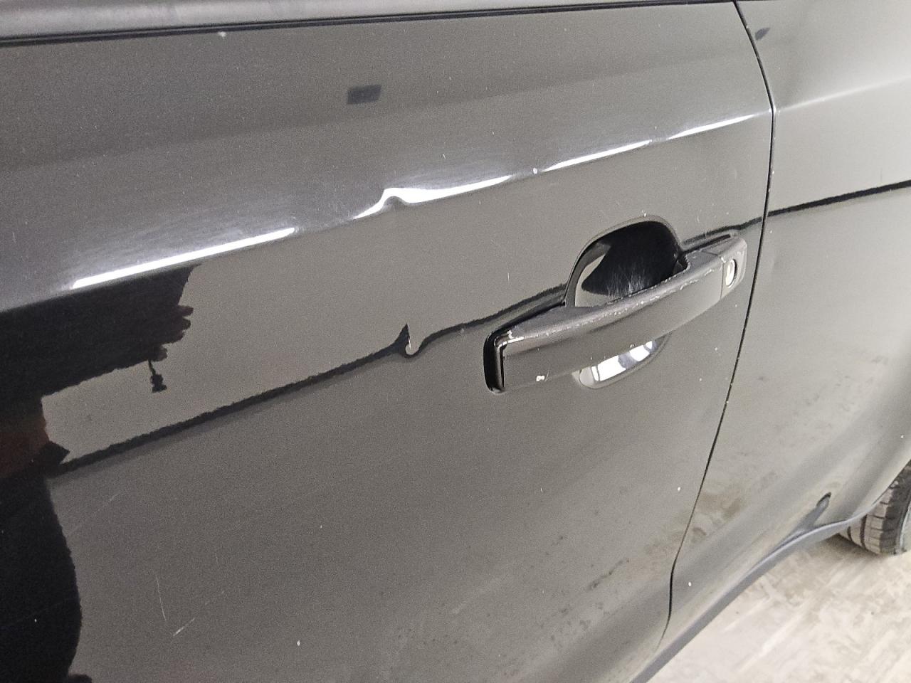 2014 Kia Soul Base Black vin: KNDJN2A25E7009664 Damage: Left Front Door, Dent(S) W/No Paint Dmg, > 12 Inches