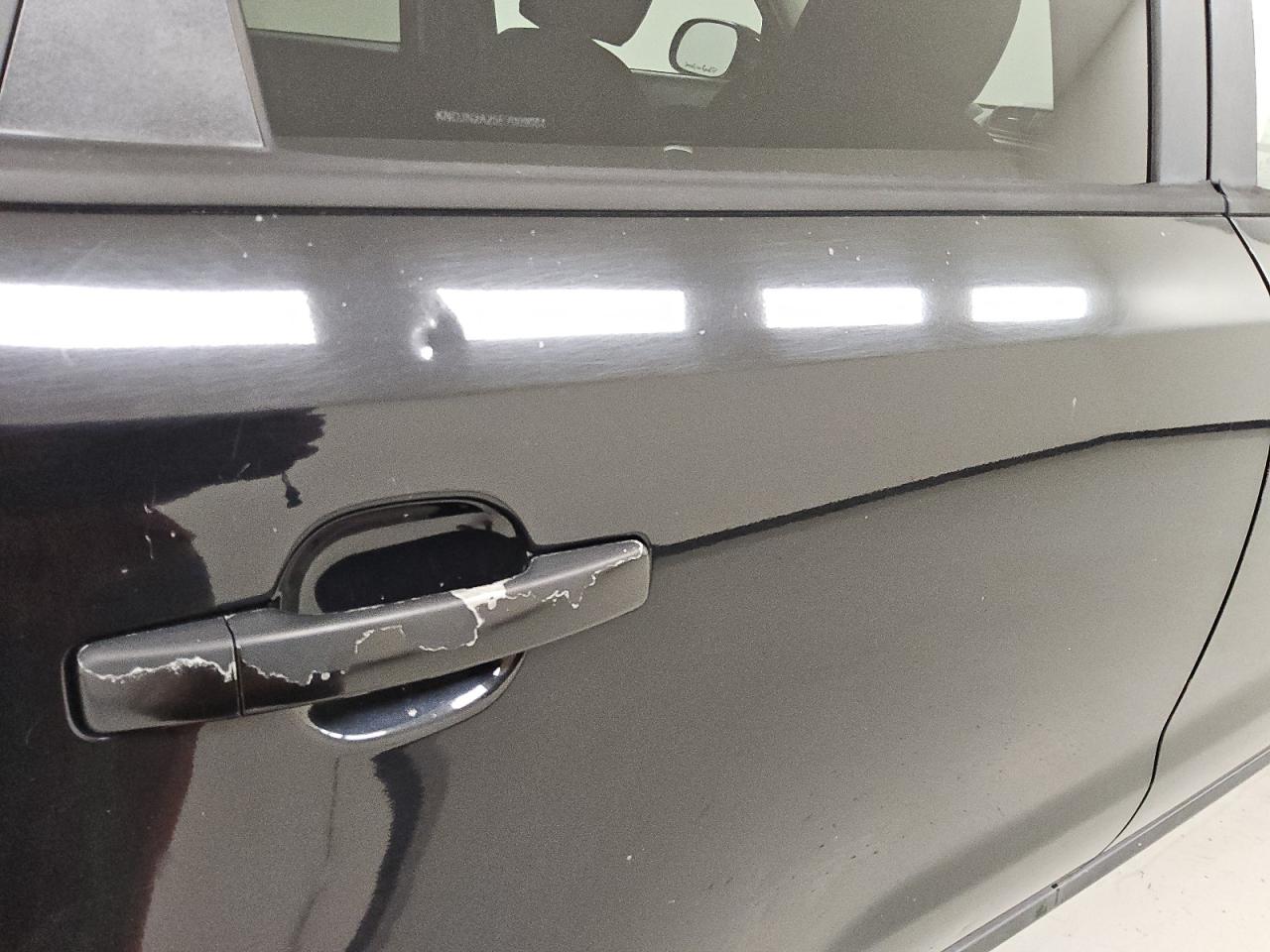 2014 Kia Soul Base Black vin: KNDJN2A25E7009664 Damage: Right Rear Door, Chipped, 4